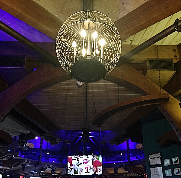 Restaurant Designer Lighting 