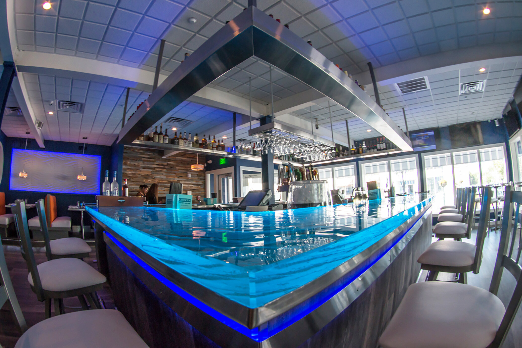 fins modern bar designs