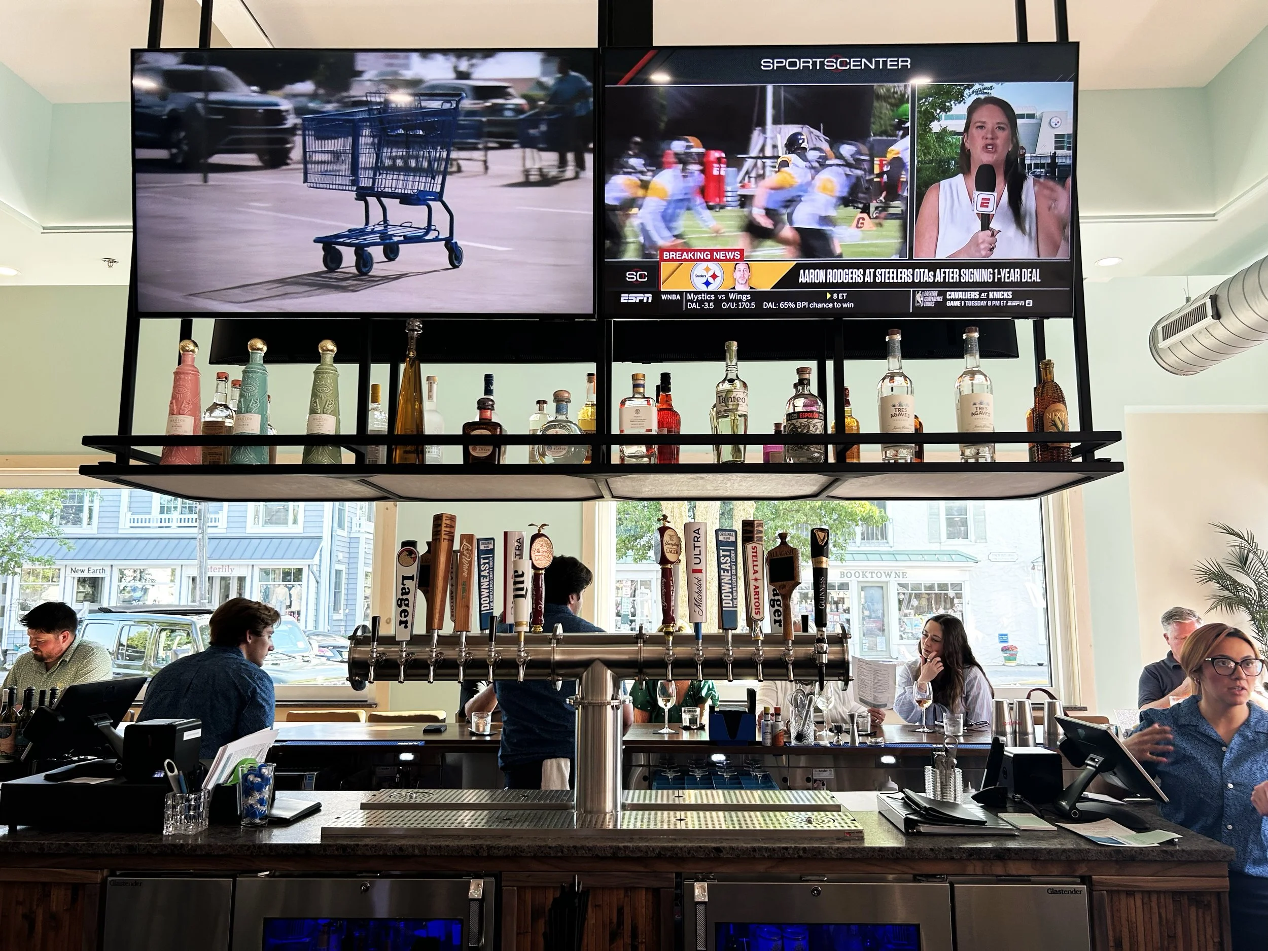 bar_design_raymond_haldeman