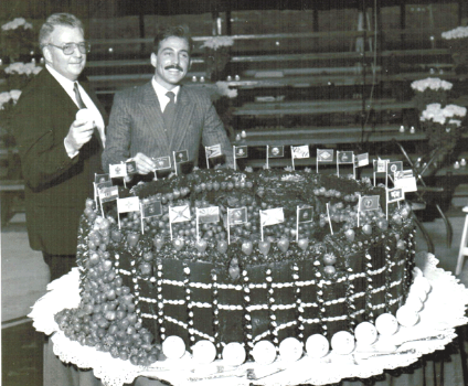 Philly's owner Bill Giles w/ Raymond and the 500lb Vet Stadium Chocolate cake he made