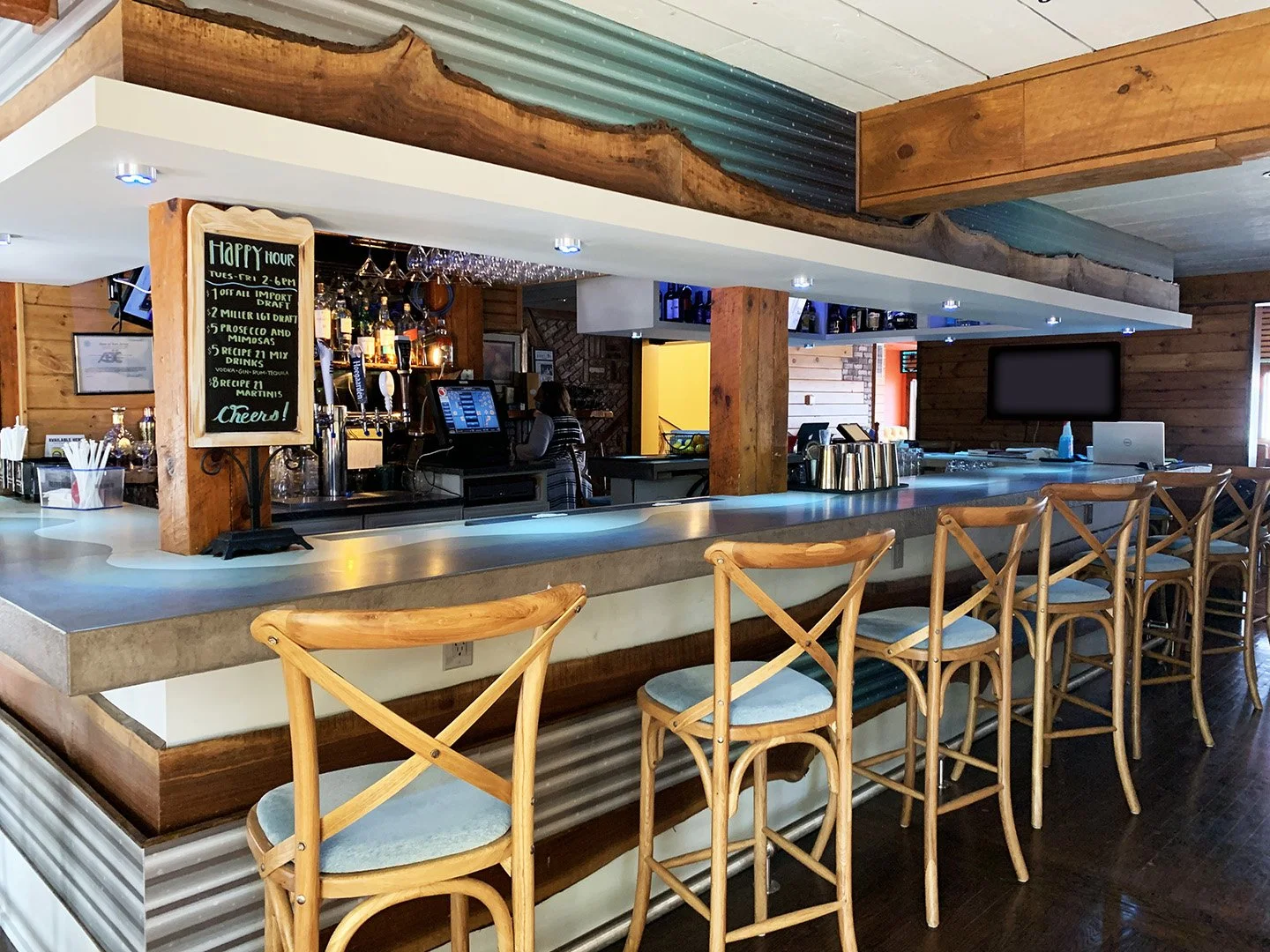 Live edge wood and gradient metal bar