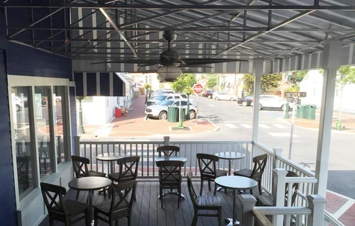 Construction of "new" FINS porch during expert restaurant renovation
