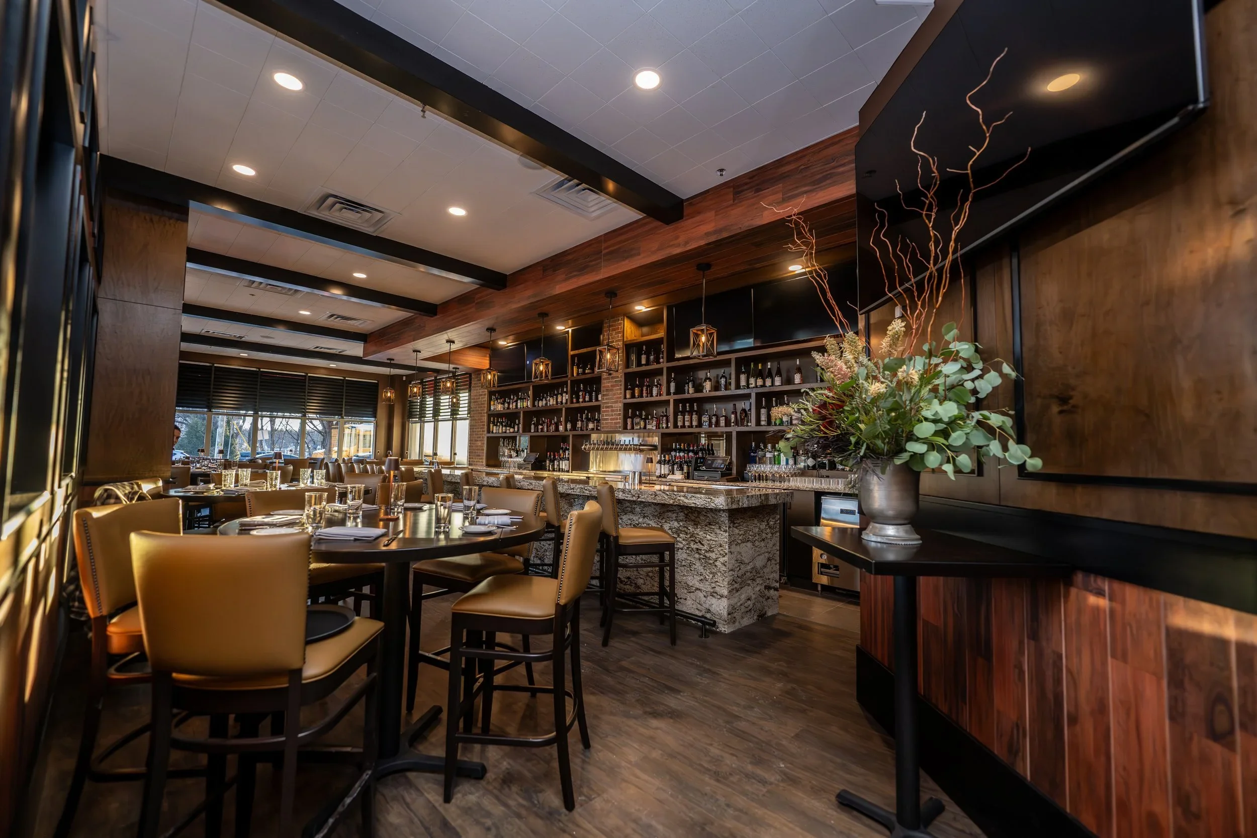 HW restaurant by Raymond Haldeman, NJ restaurant designer