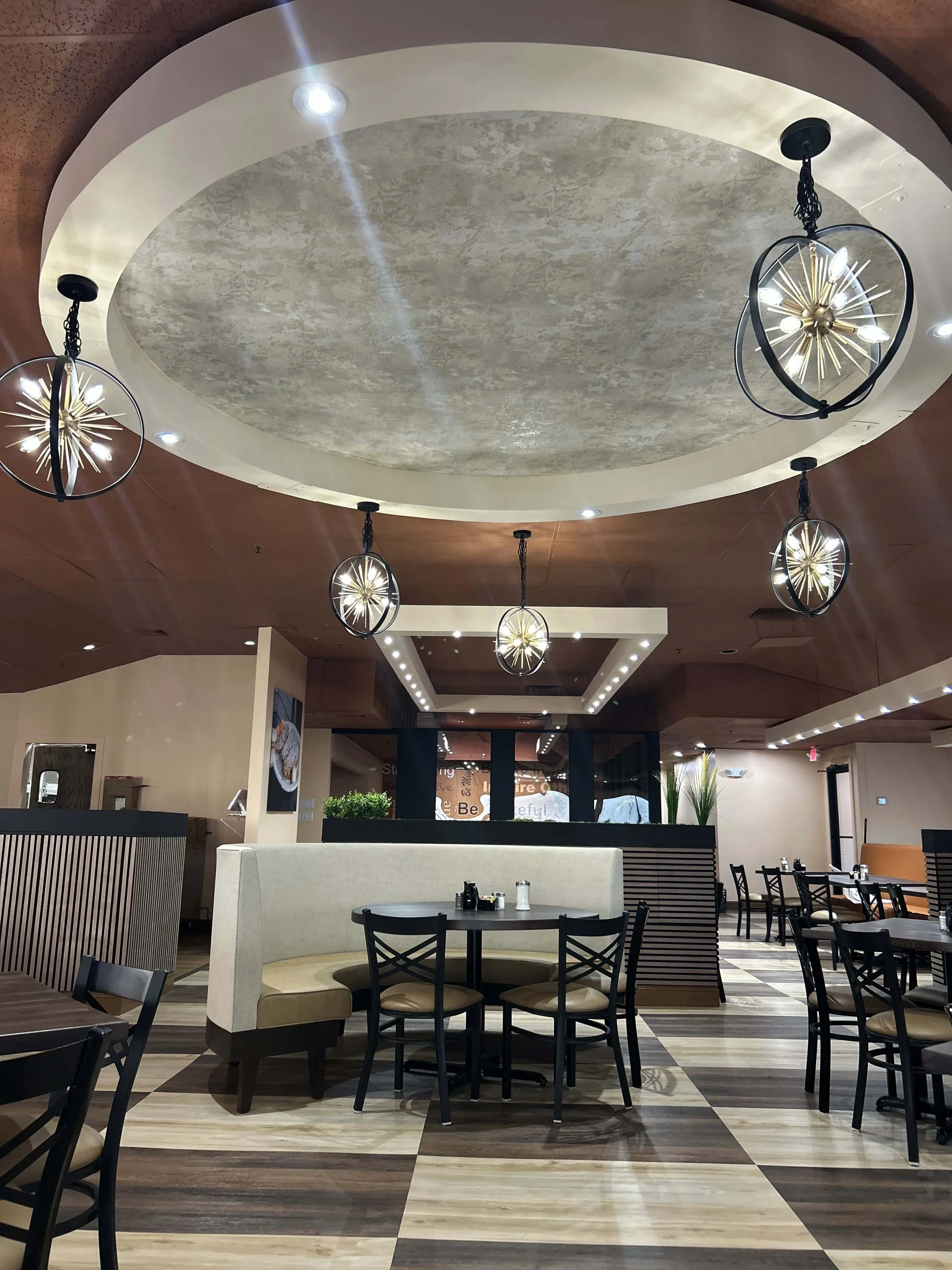 Graces Cafe restaurant design by Raymond Haldeman the restaurant designer