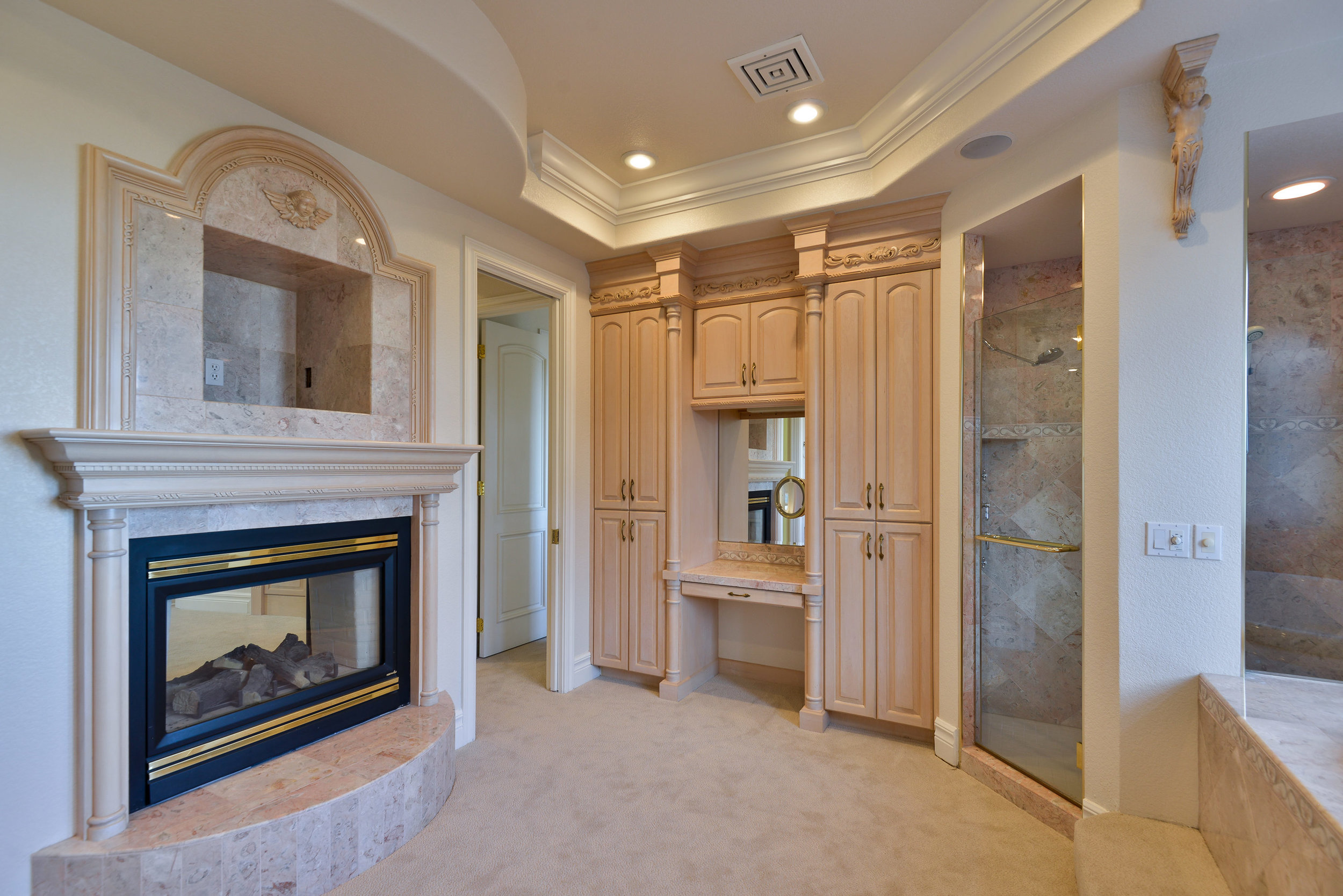 17 - Another view of master bath.jpg