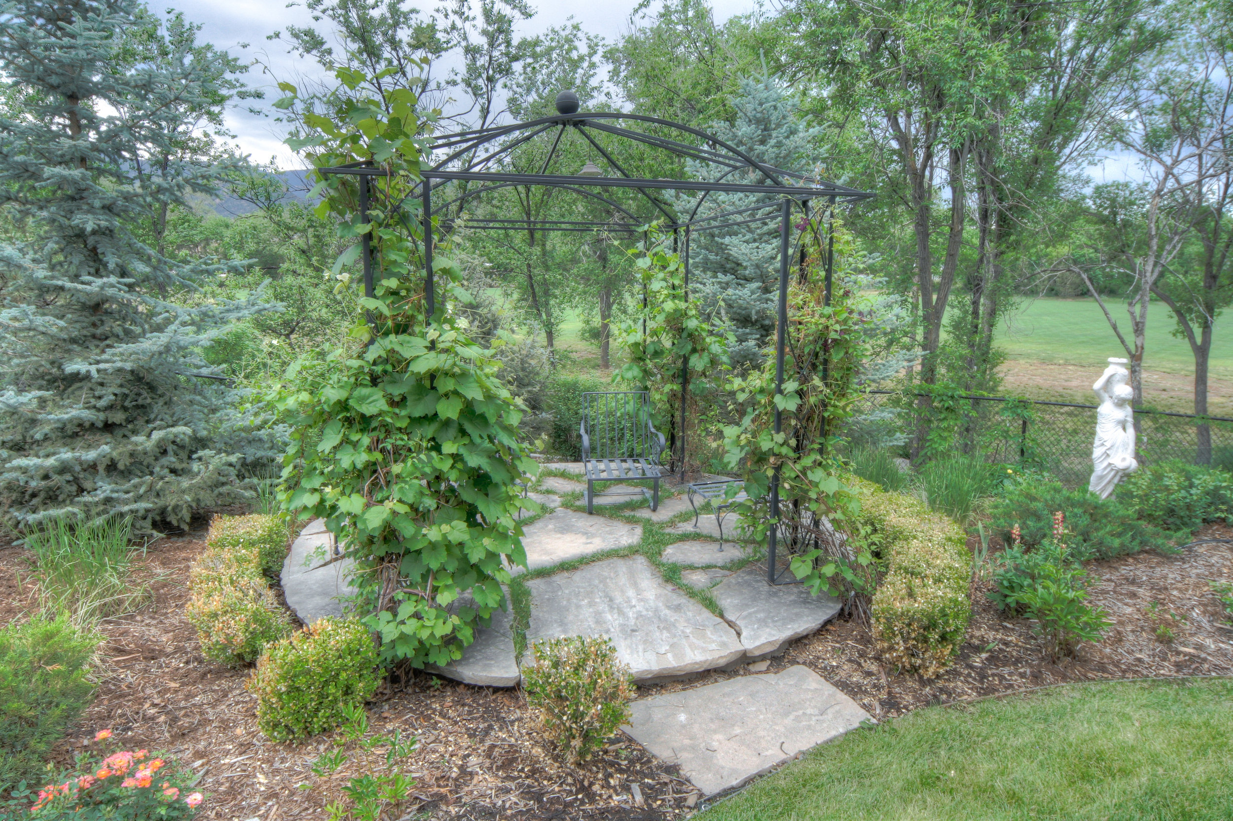 2-Gazebo.jpg