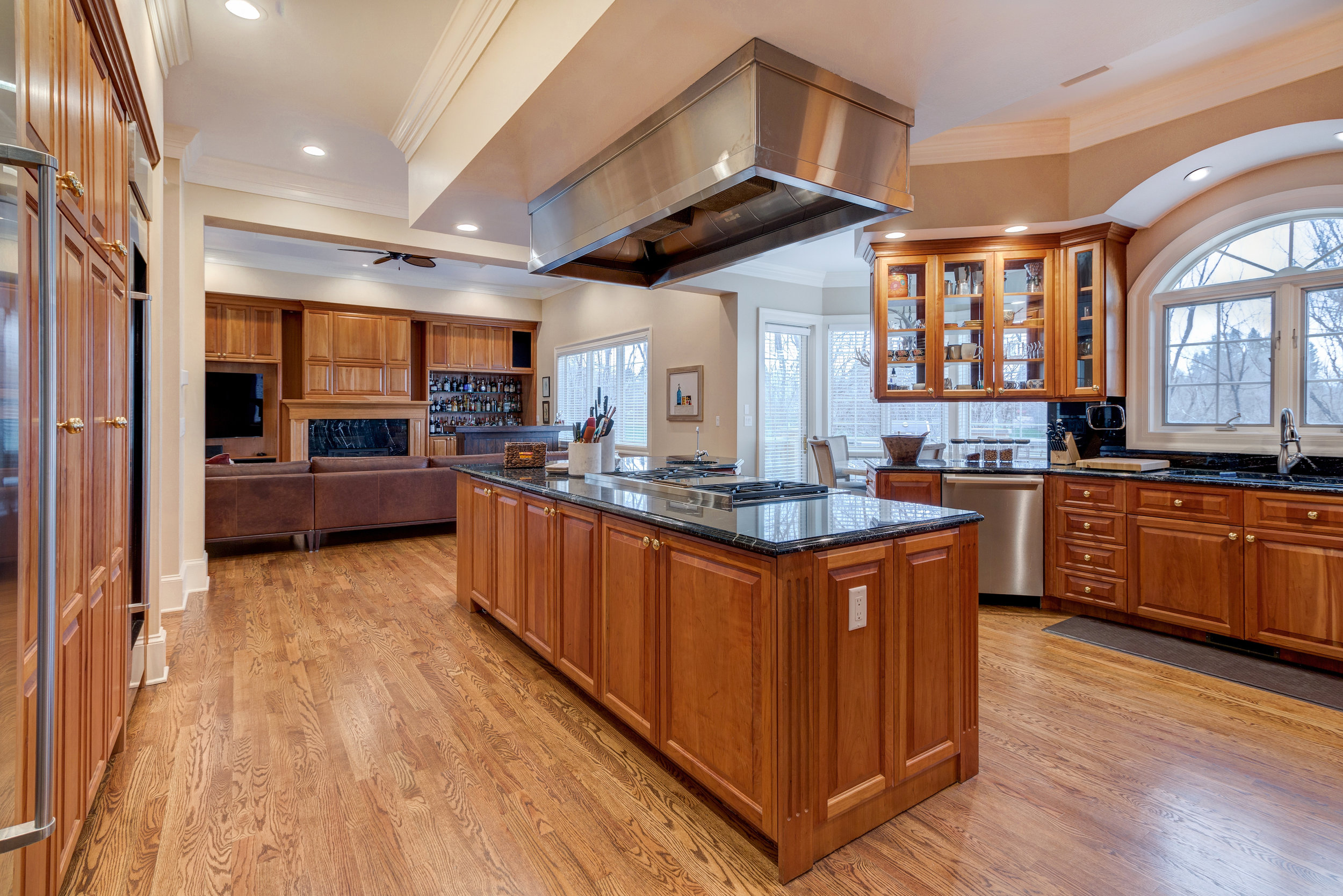10-Kitchen with family room beyond.jpg