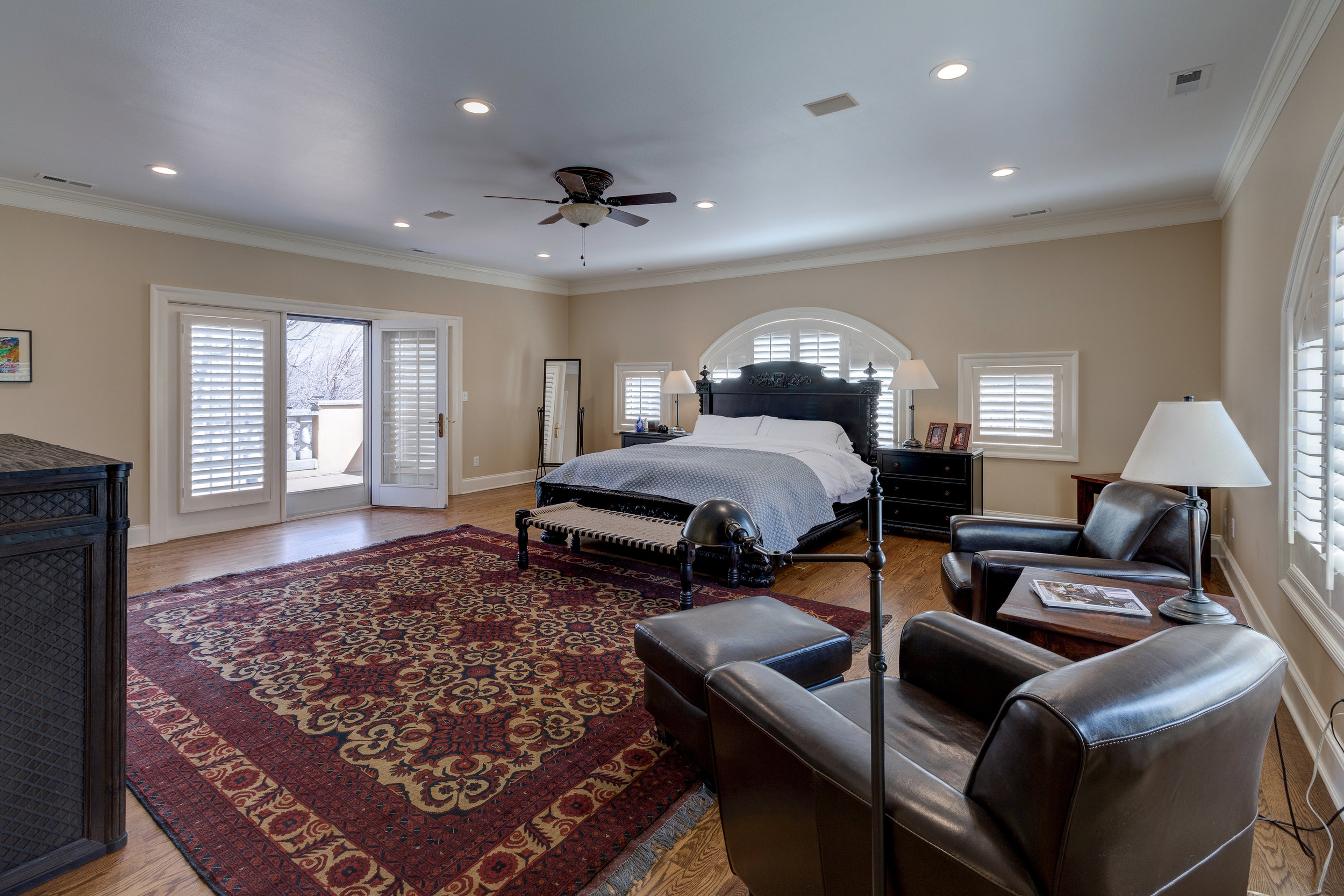 20-Upper level master bedroom.jpg