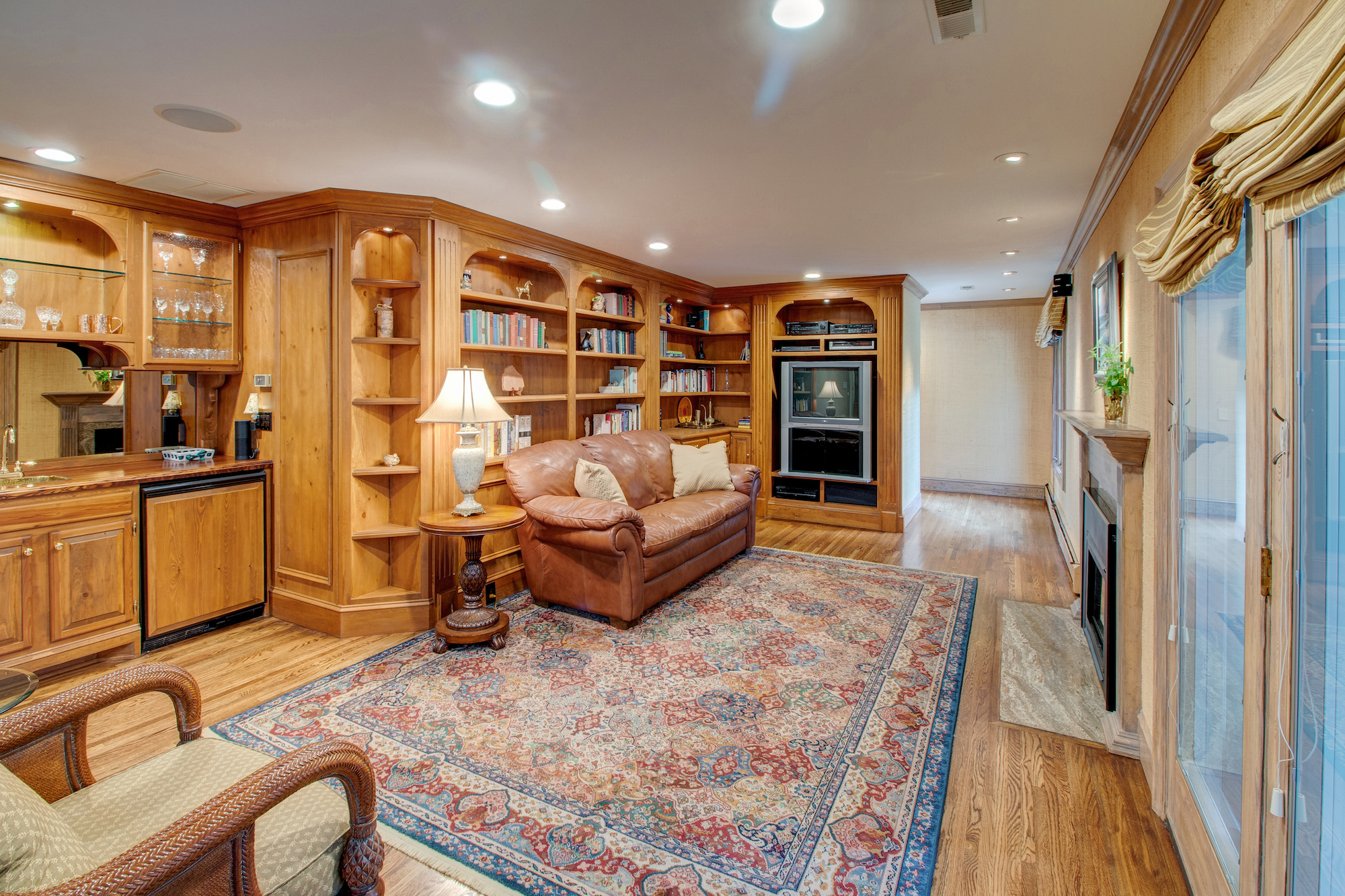 6-Family room off kitchen.jpg