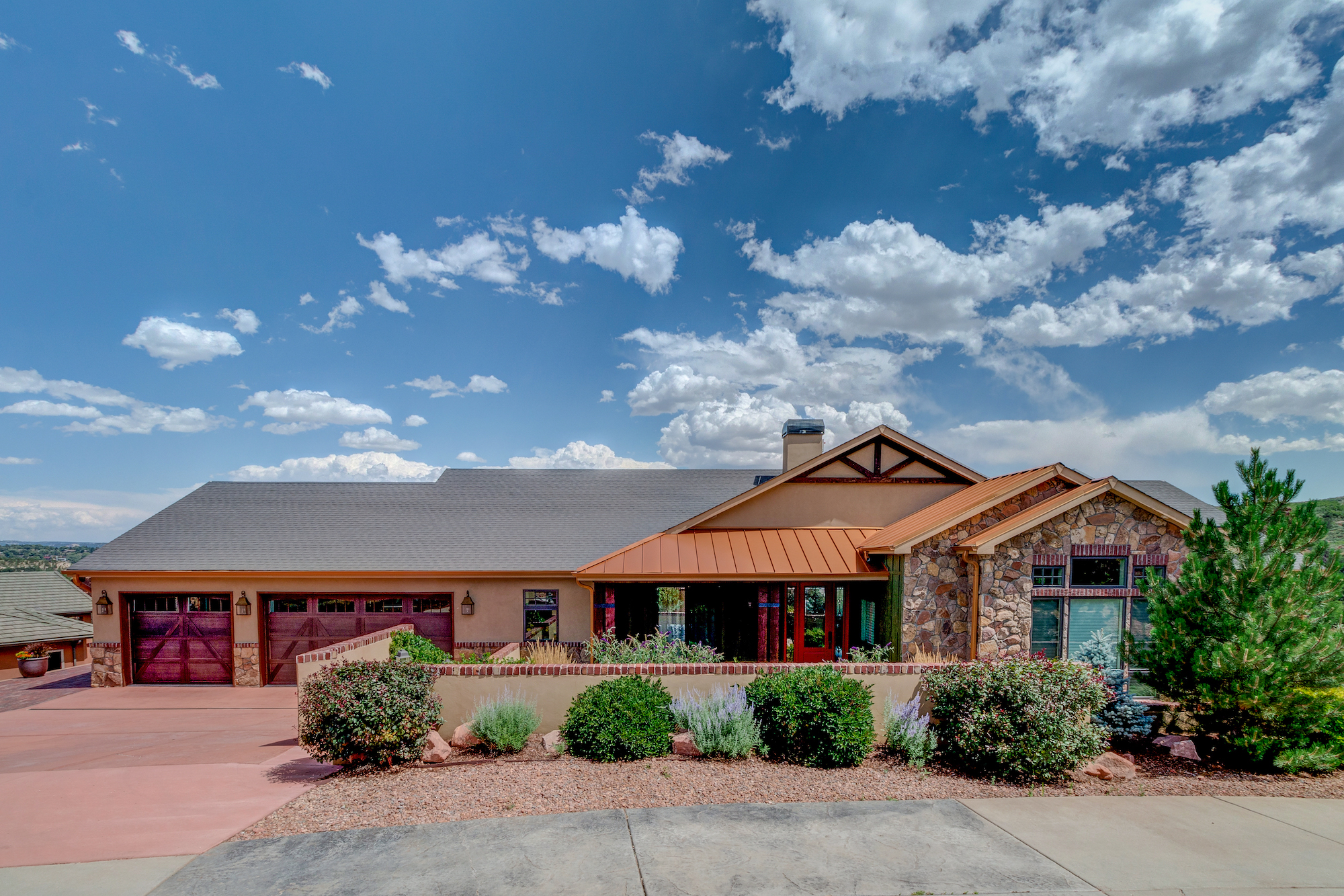 039-Front of Home.jpg