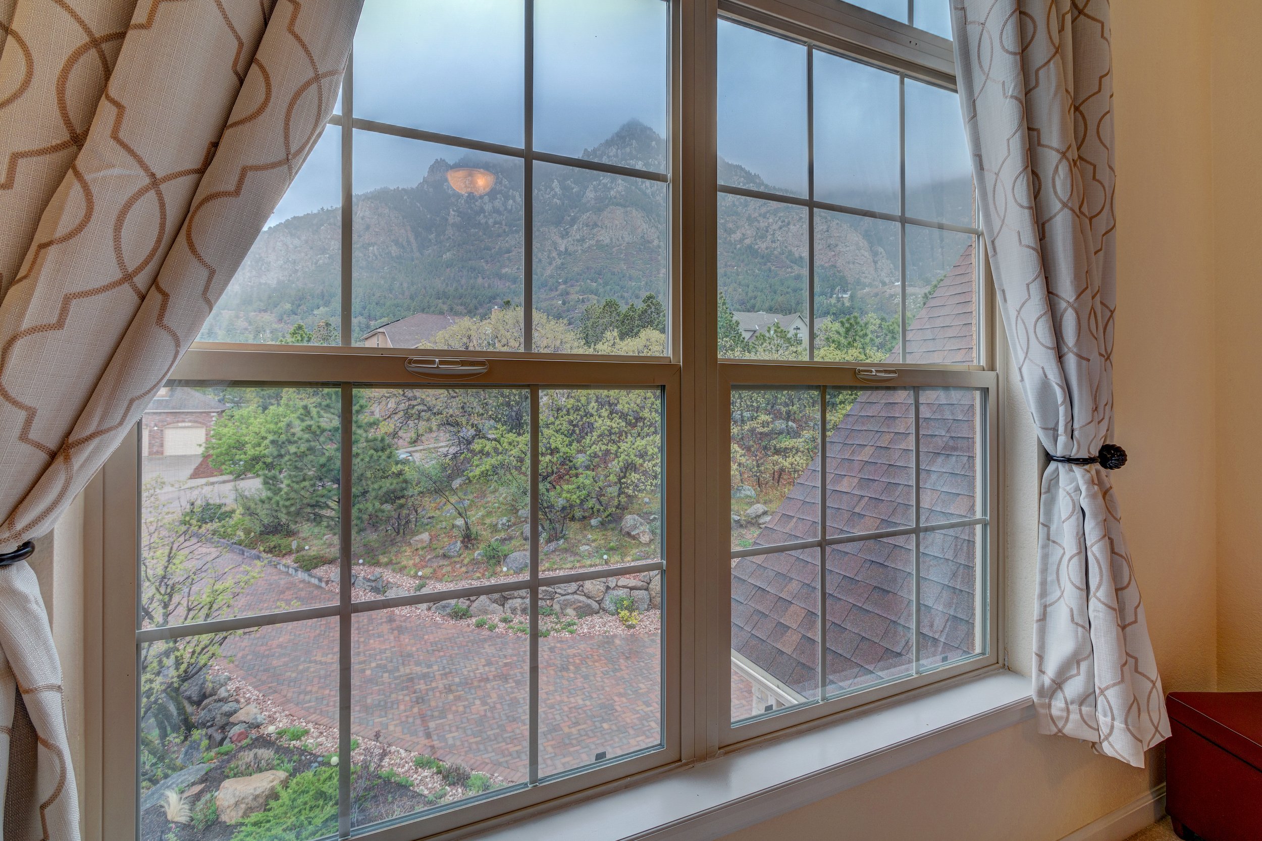 034-Views from upper level BD.jpg