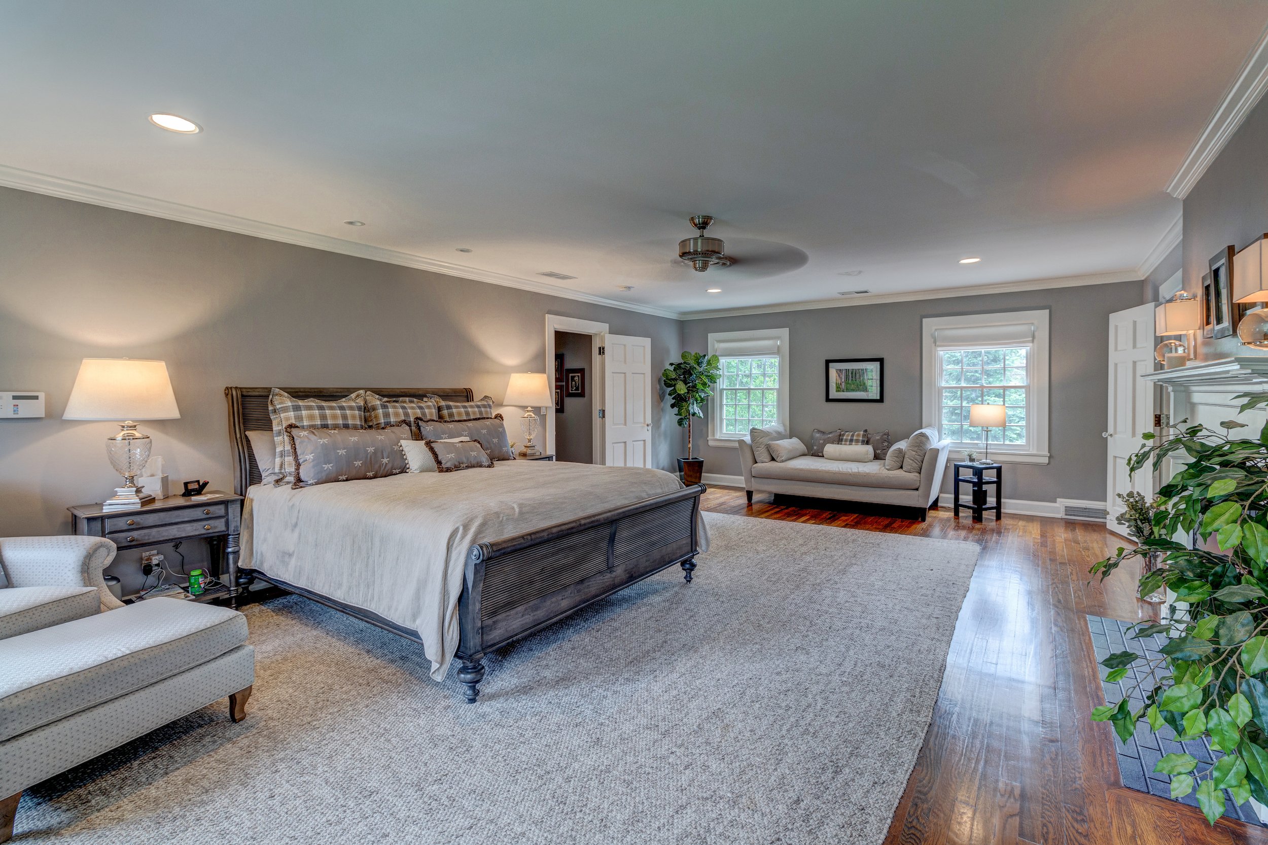 31-Master bedroom.jpg