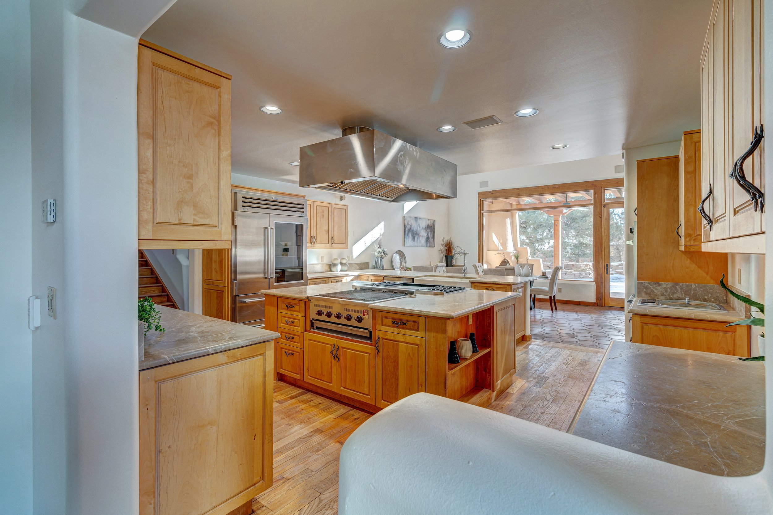 022-View of kitchen from the FR.jpg