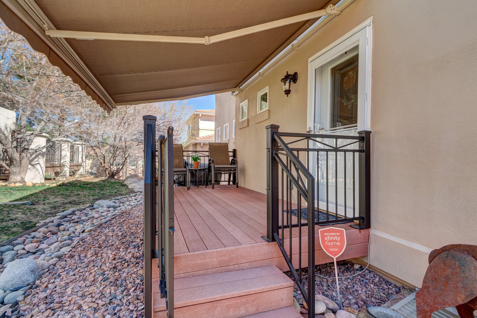 9-Back deck has retractable awning.jpg