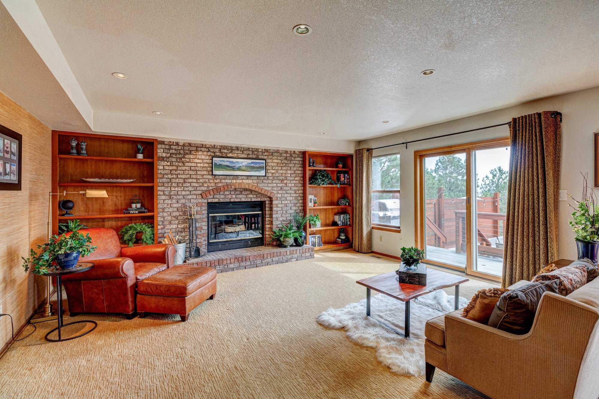 15-FR opens to deck and a fabulous patio.jpg