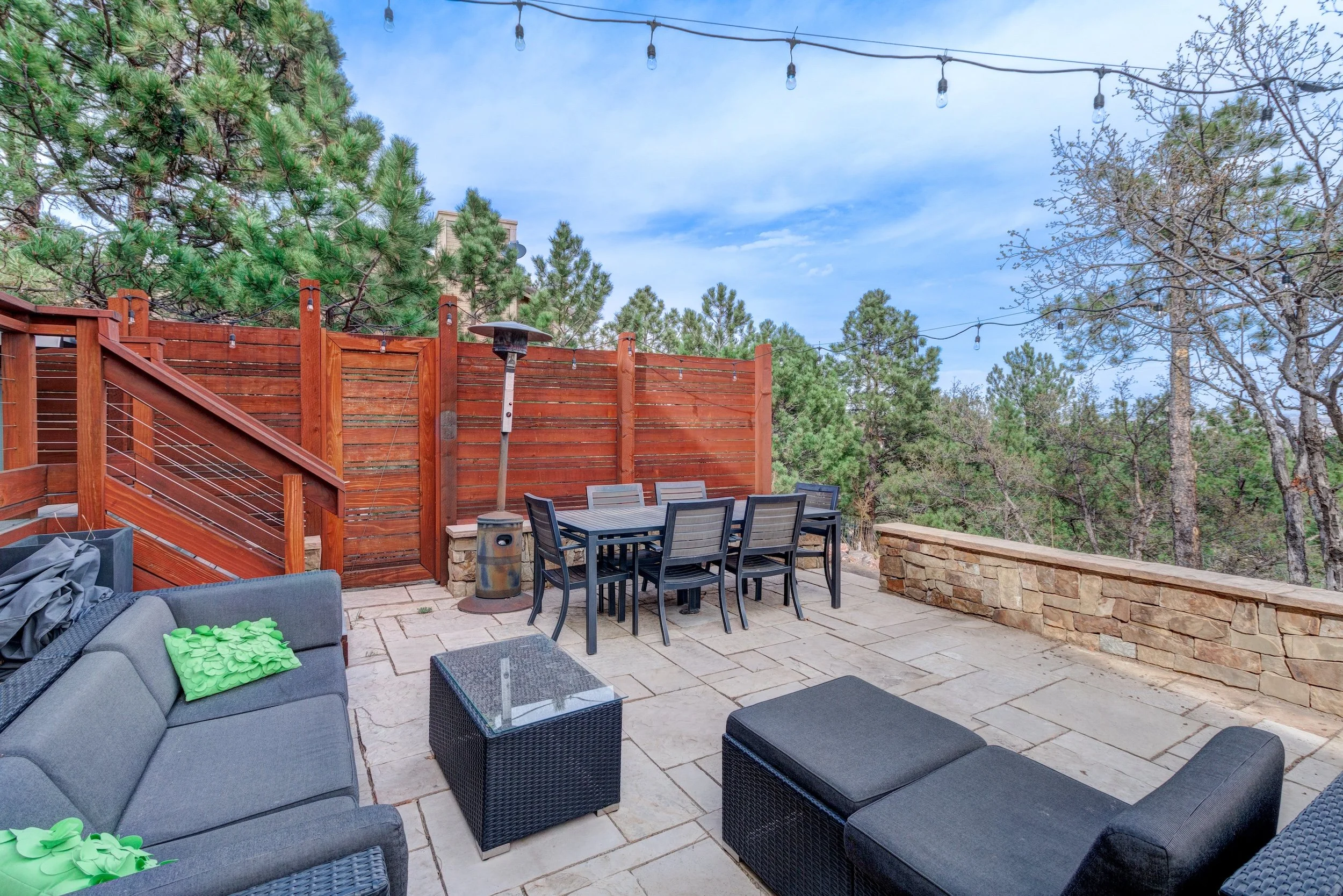 17- Back patio.jpg