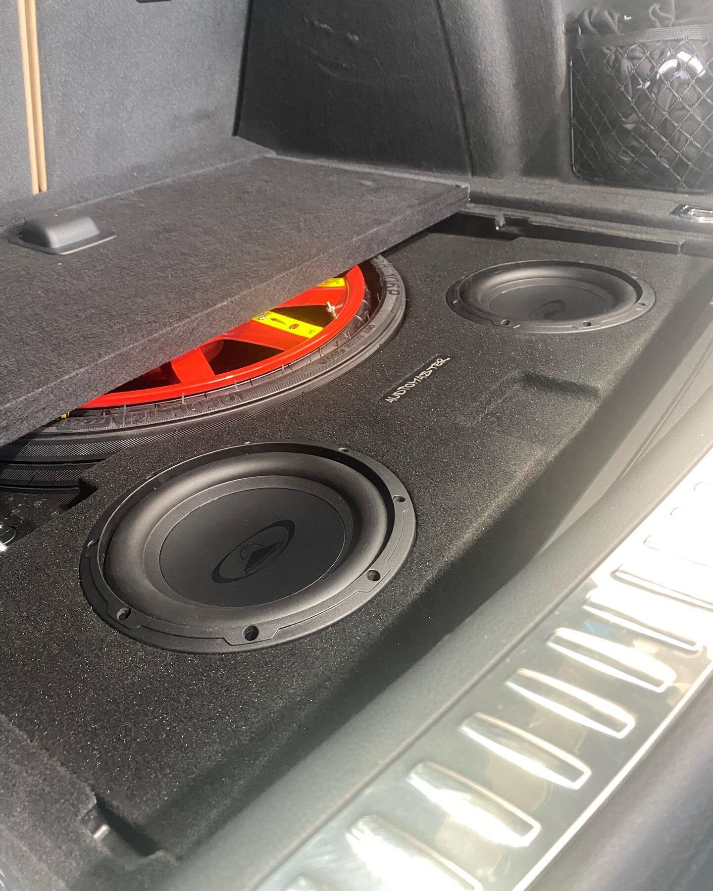 2022 Porsche Macan just got a major Bass upgrade. Stage 1 enclosure for a pair of @audiomobile Evo 8&rsquo;s. #audiomasteratx #keepaustinbangin #porsche #porschemacan #customsubbox #customenclosure #bassupgrade