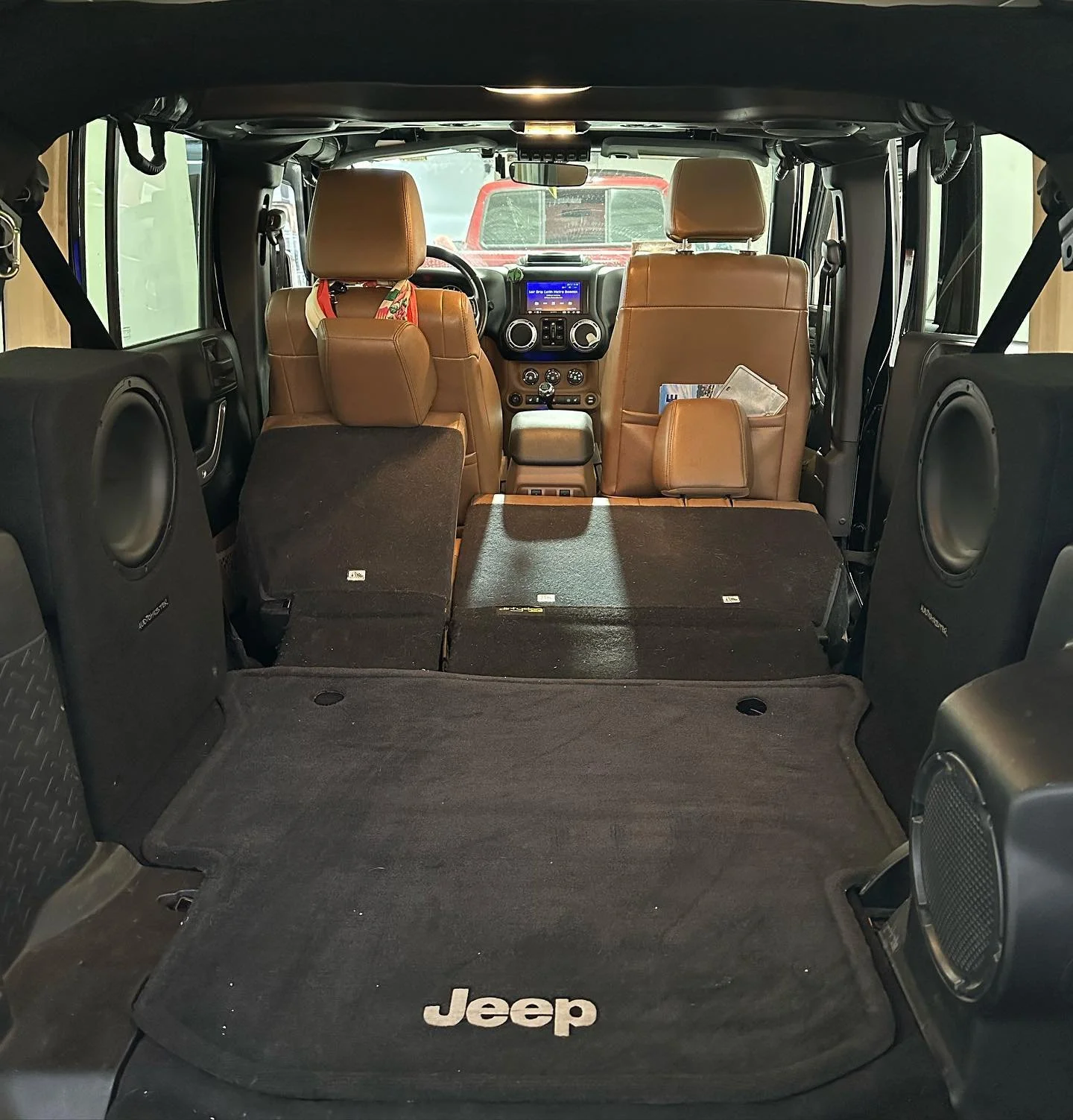 If you want a significant amount of bass and don&rsquo;t want to sacrifice space in your Jeep then we have the perfect solution! This is a pair of @audiomobileusa 10&rdquo; subwoofers in our Stage 1 enclosures and they sound awesome!! Nice deep clean