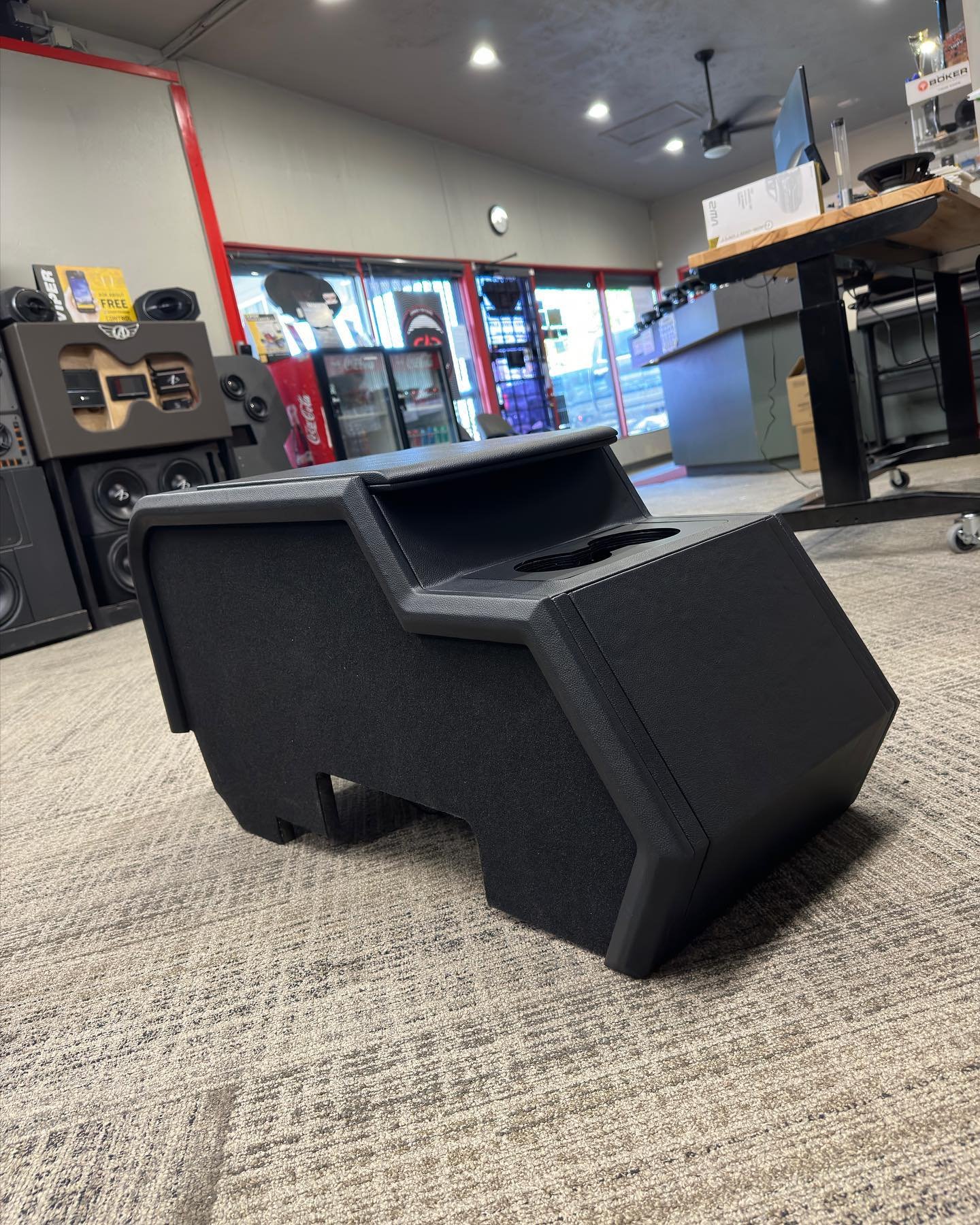 2023 F-150 Single Cab console that houses a pair of 8&rdquo; subwoofers has plenty of storage, enlarged cup holders and a little extra hidden features. 

#audiomasteratx #keepaustinbangin #singlecab #customconsole #caraudio #caraudiosystem #subwoofer