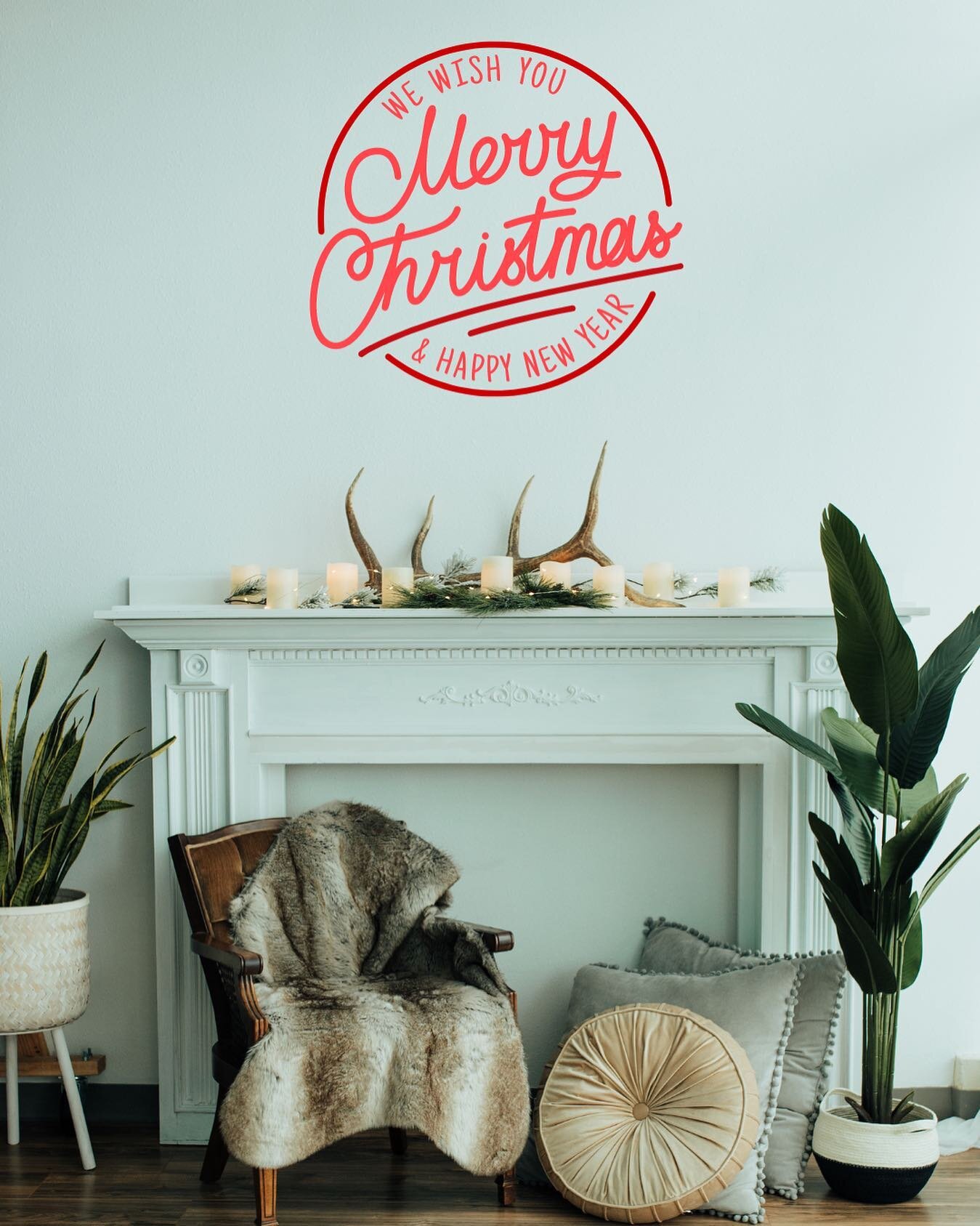 🎄Merry Christmas &amp; Happy New Year! 🥂

Thank you for creating magic ✨in our little space this past year!!! 

We cannot wait to see what you create in 2023! 
.
.
.
#merrychristmas #spokanecreatives #spokanephotographystudio