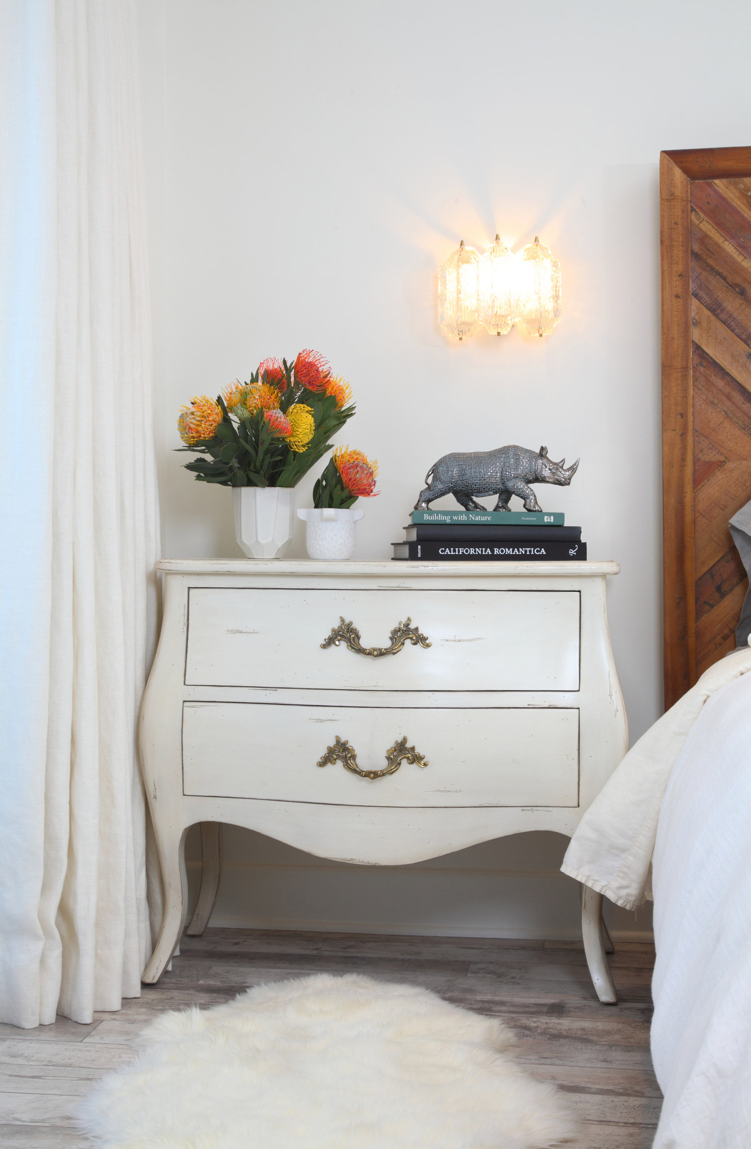 Sarah-barnard-design-modern-bedroom-nightstand.jpg