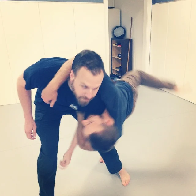B throw.jpg