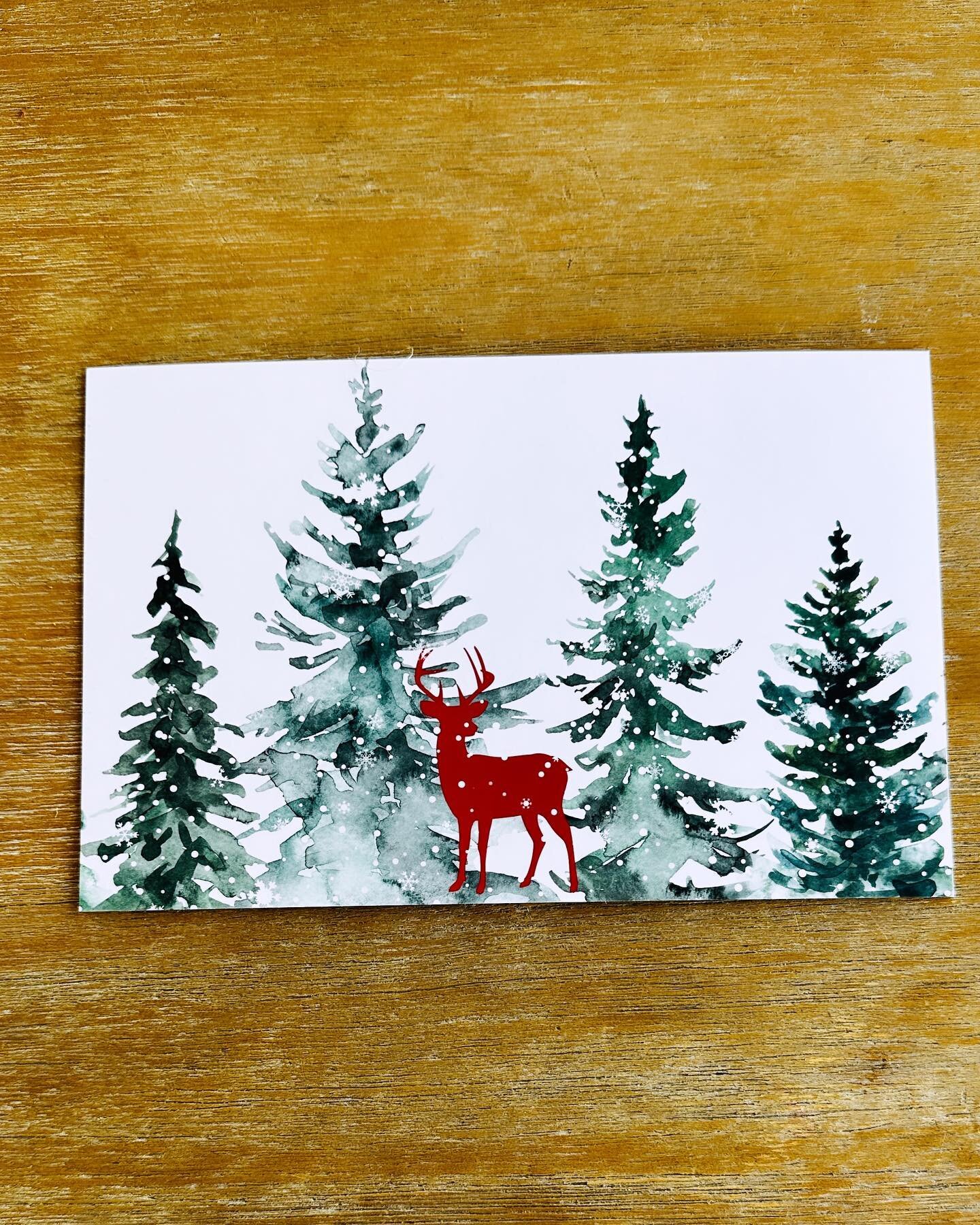 Holiday Season is upon us! ❄️ This means, I&rsquo;ll be fancying @moo for many of my client&rsquo;s #stationery needs. These velvety smooth half-page postcards are the ticket! They feel warm + smooth and stand out as you&rsquo;re sorting through the 