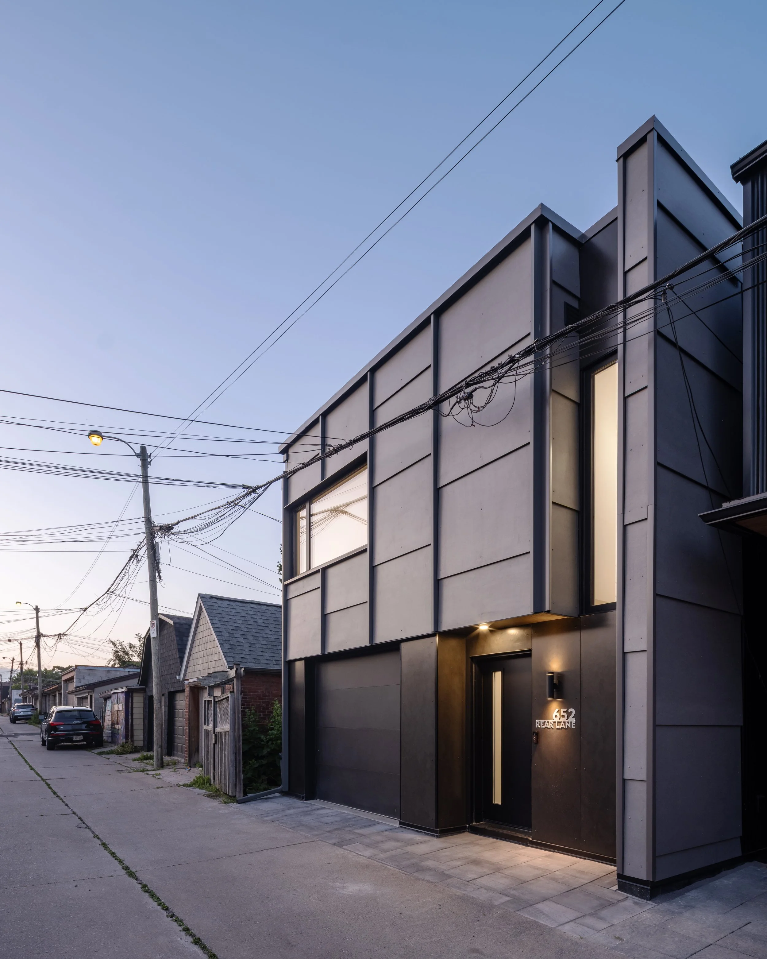 Gladstone Laneway