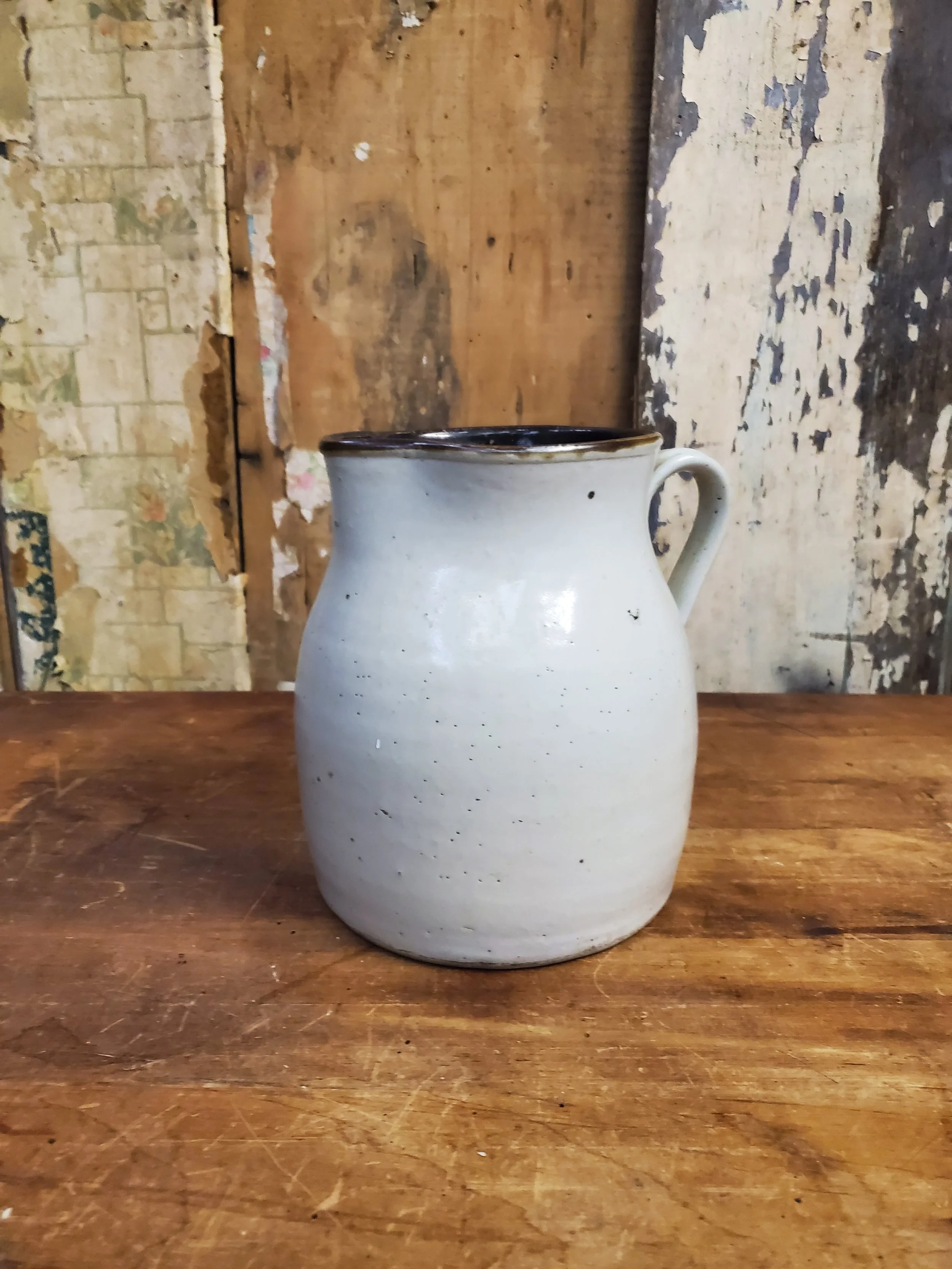 Poterie crock en grès couleur beige antique AC 6102