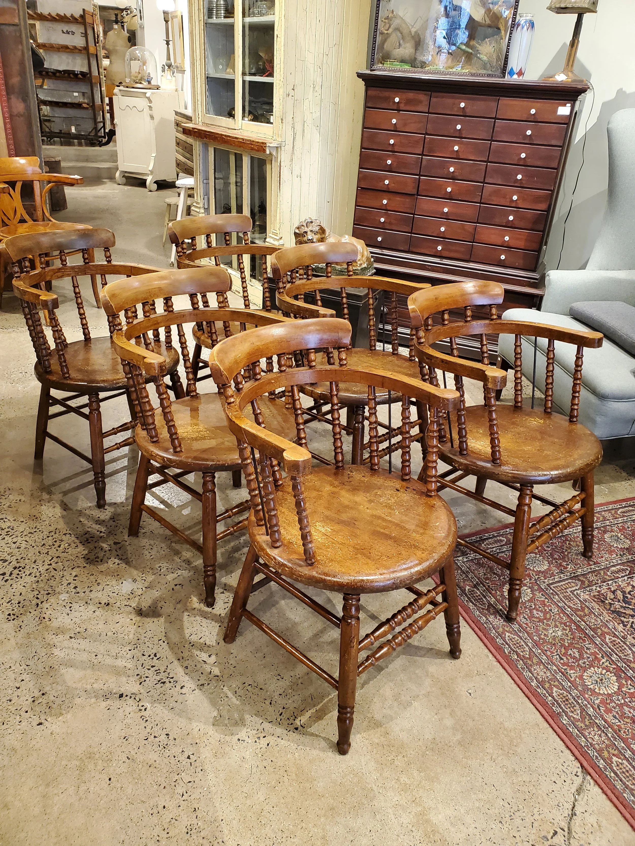 Chaise de taverne en bois antique C 1450
