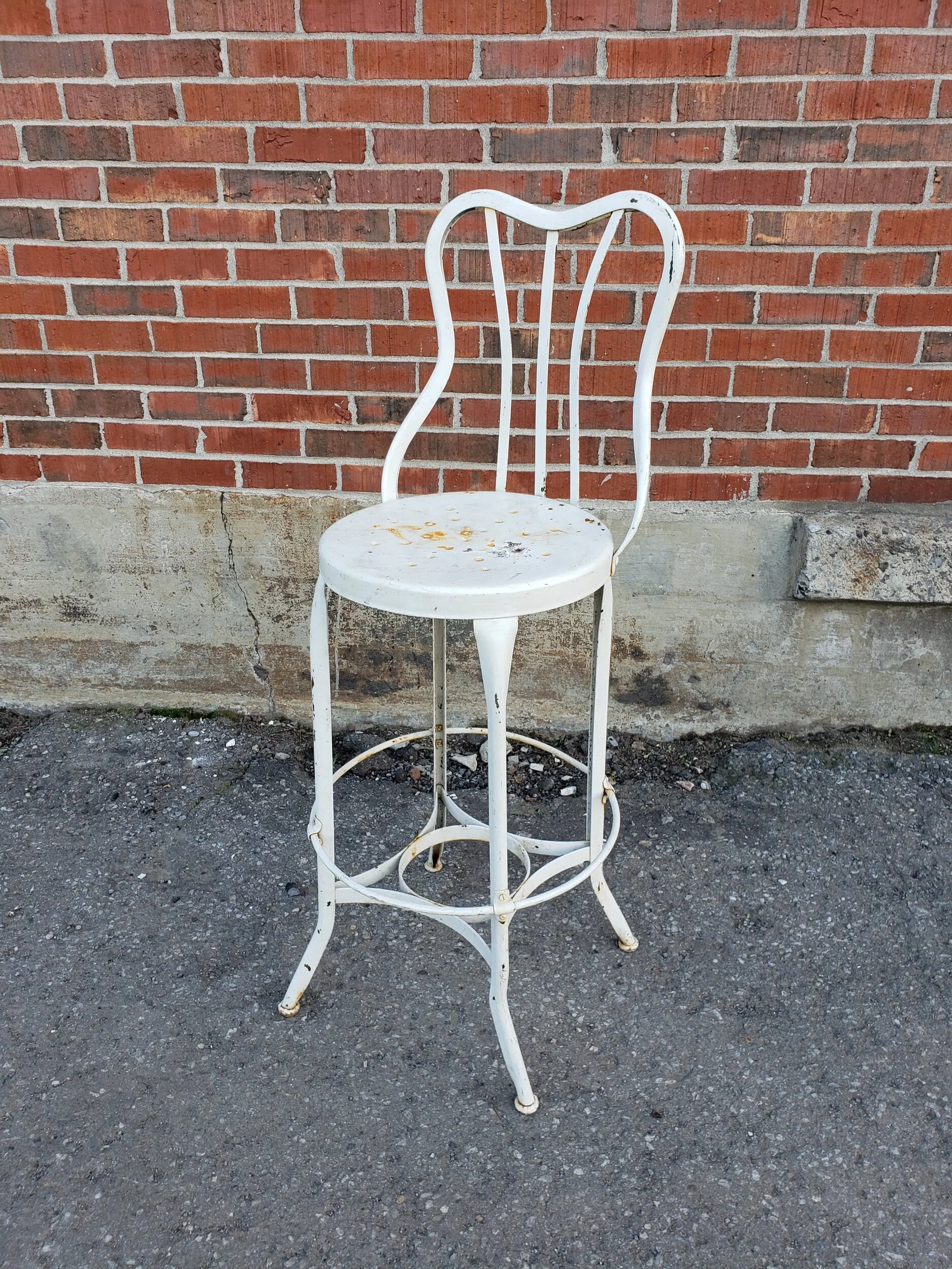 19DDEE84-D772-4934-B7DD-B05C1C2DCF12