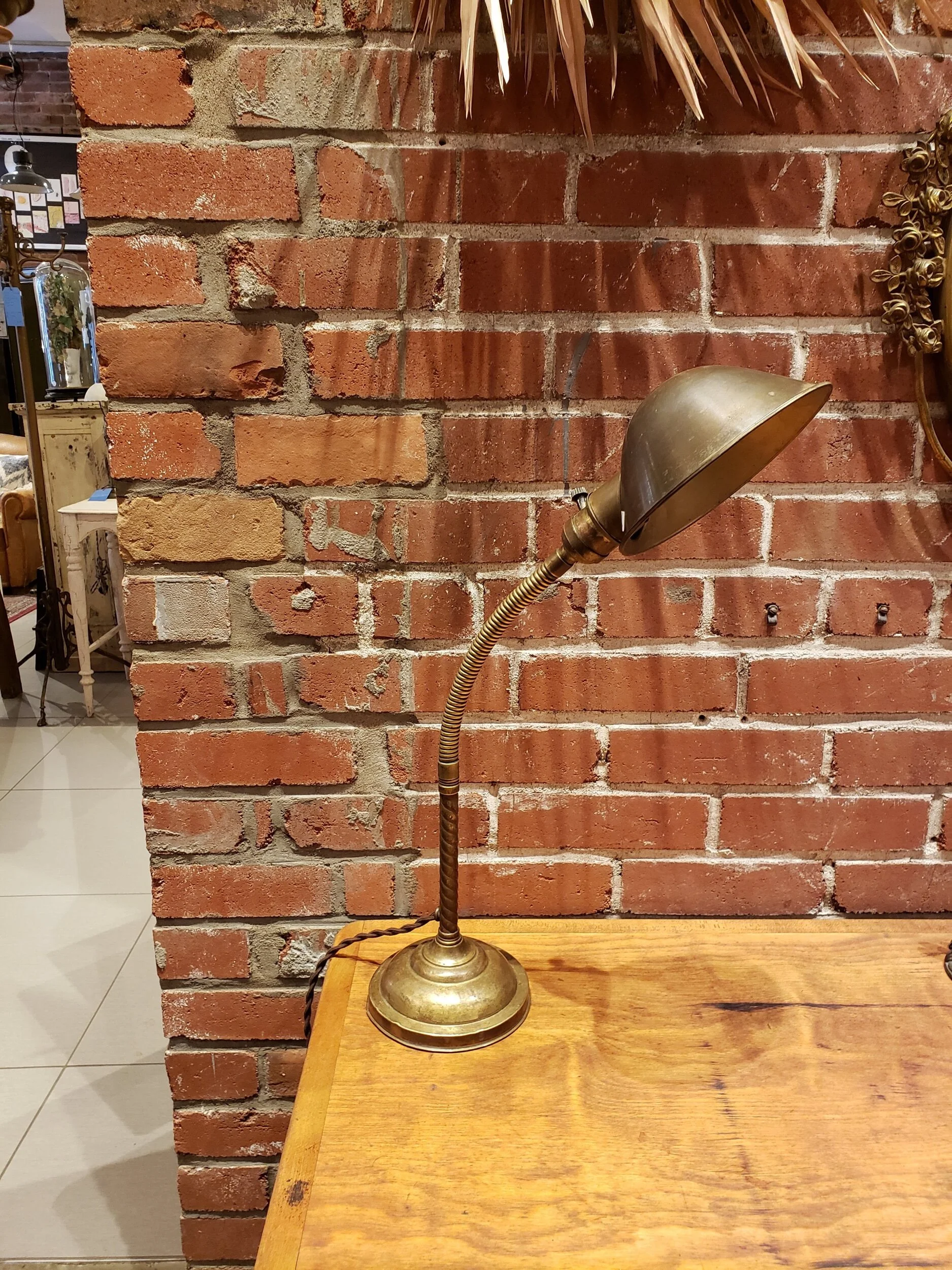 Lampe de bureau en laiton FARIES antique