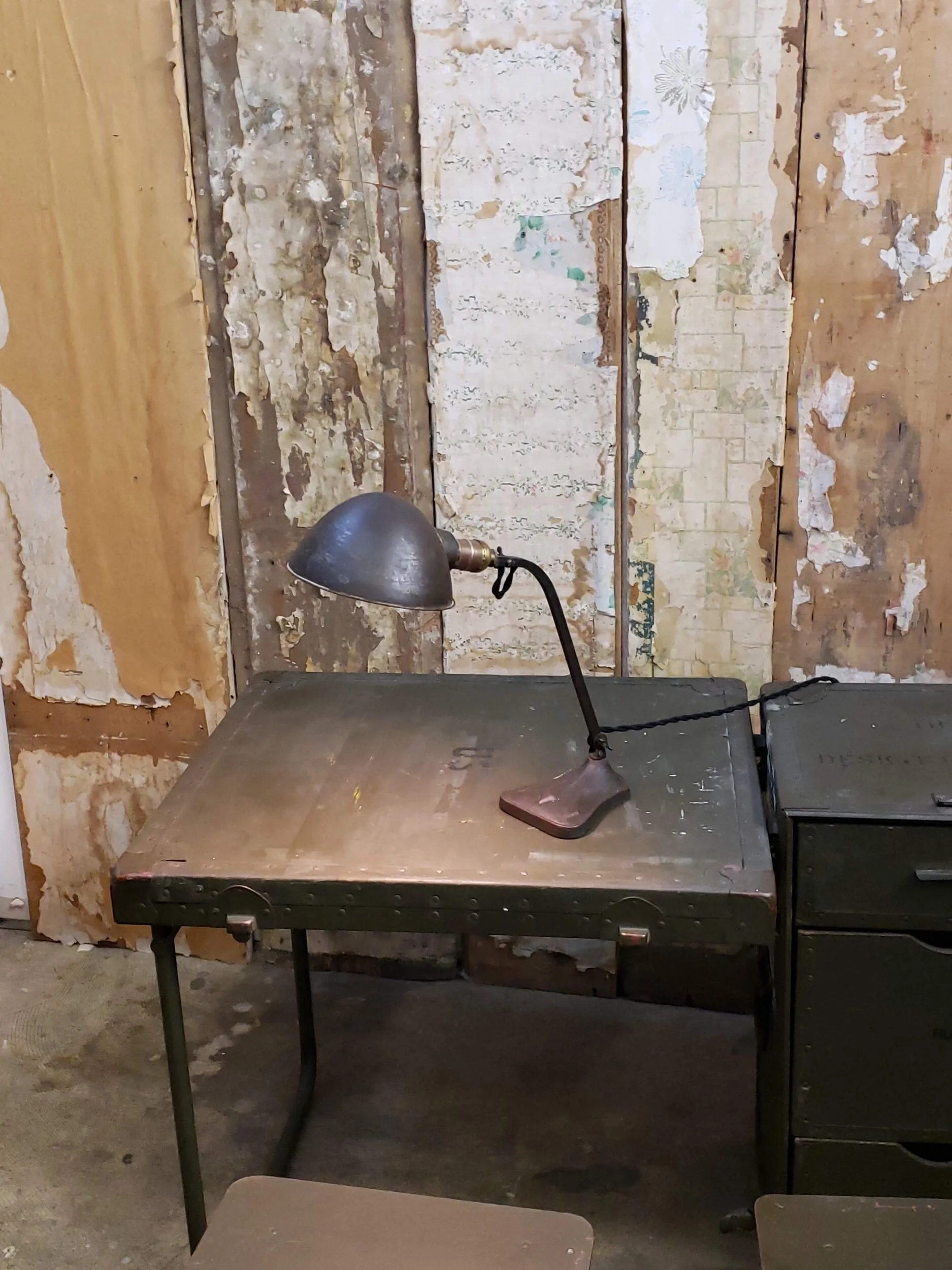 EFB1DAE6-6B06-4B02-BBAB-C8B99BF926F6