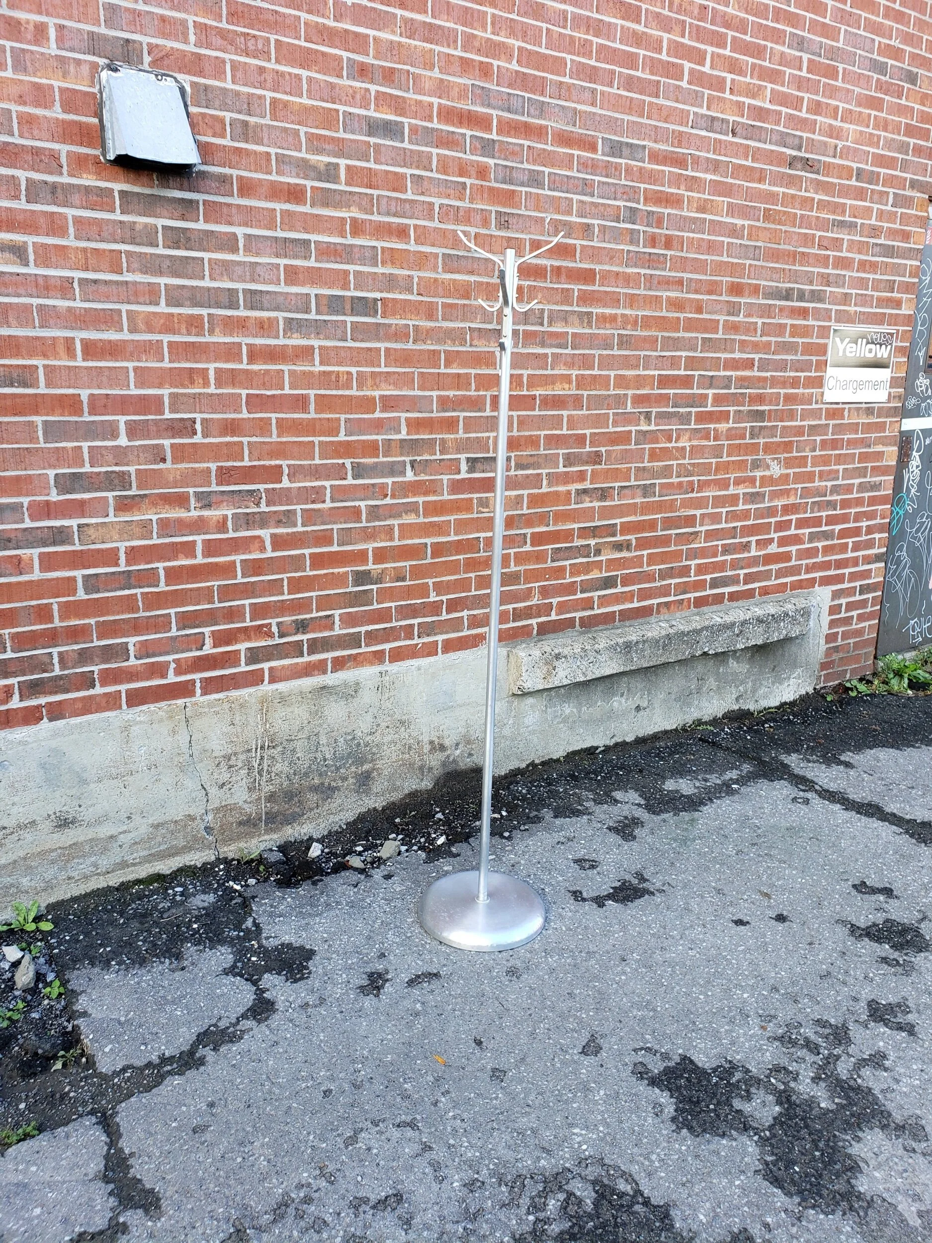 AAE9EC9A-05F0-4FA1-BB11-C3AD22012A3D