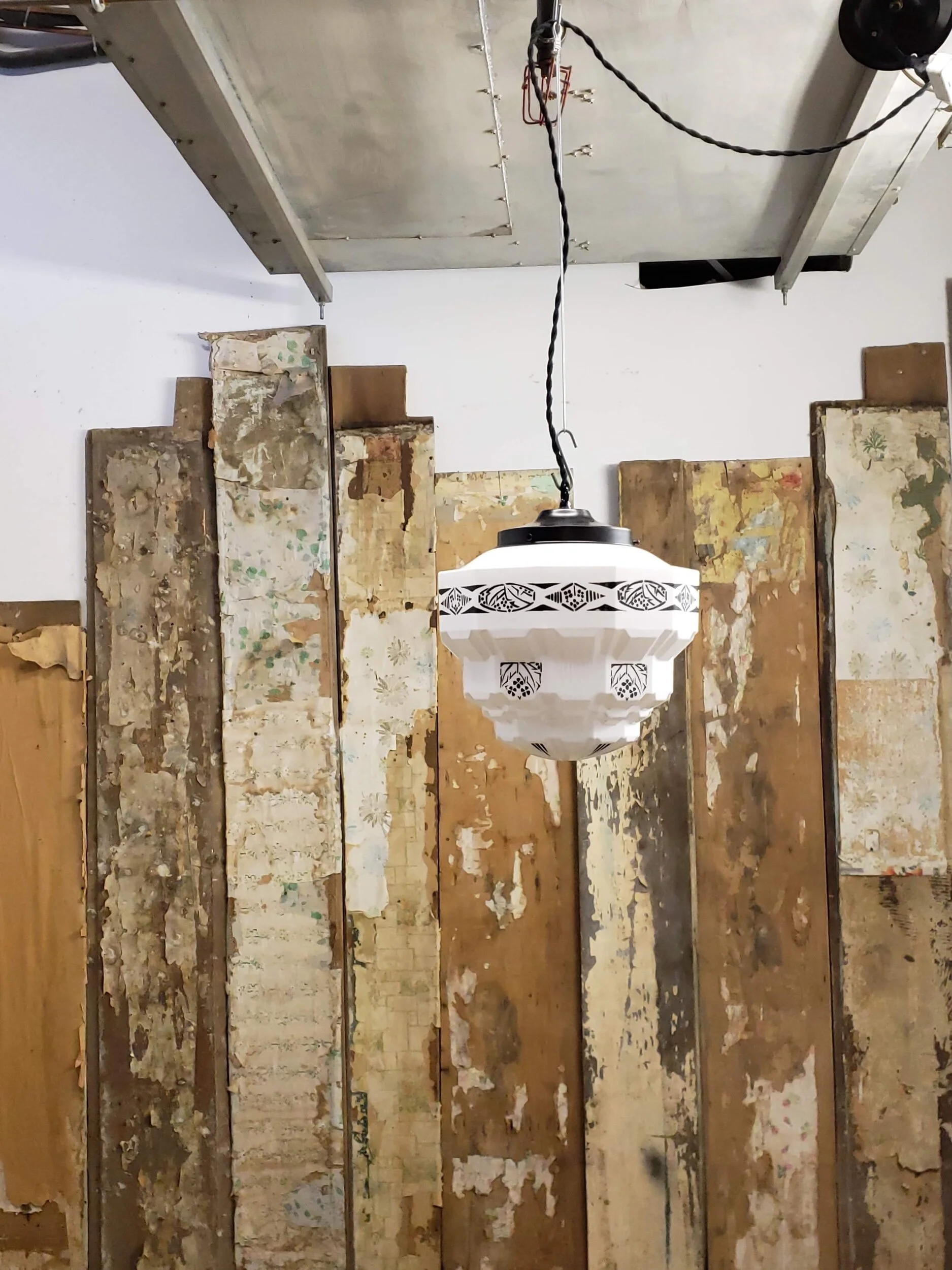 Suspension Art Deco Skyscraper antique L  2054