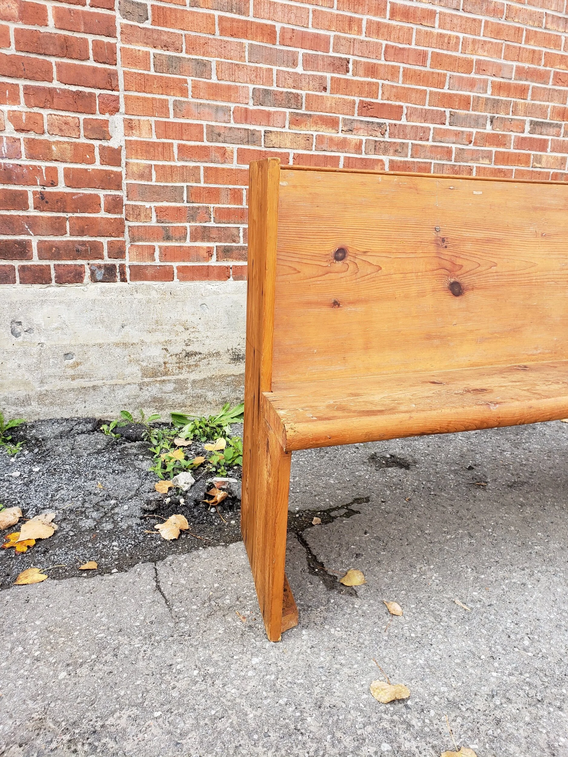 9B77D4B1-C522-459B-AAD2-EB36B6DDDA6B