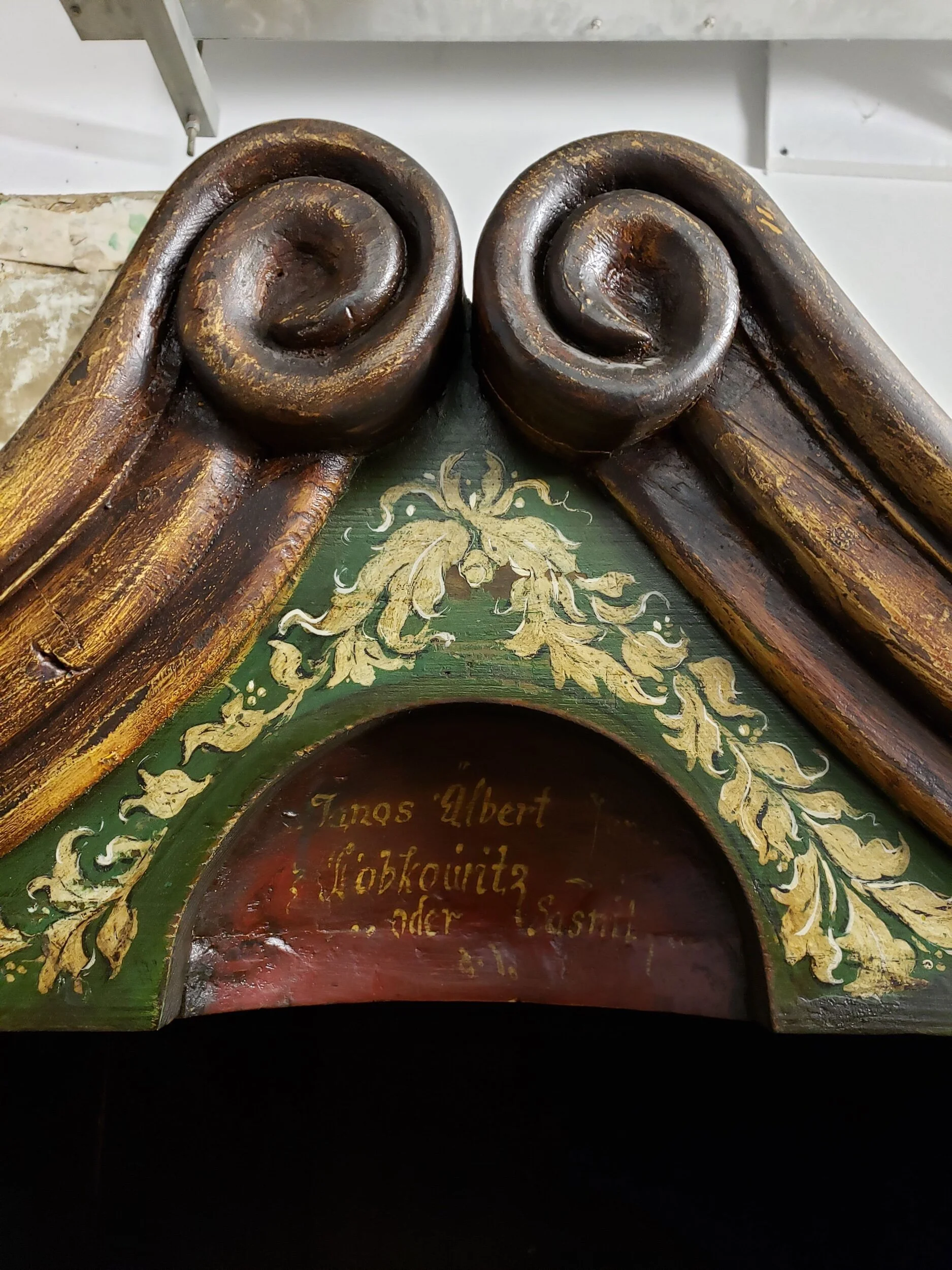 C839236D-22DB-477C-A1C1-3F99676EE519