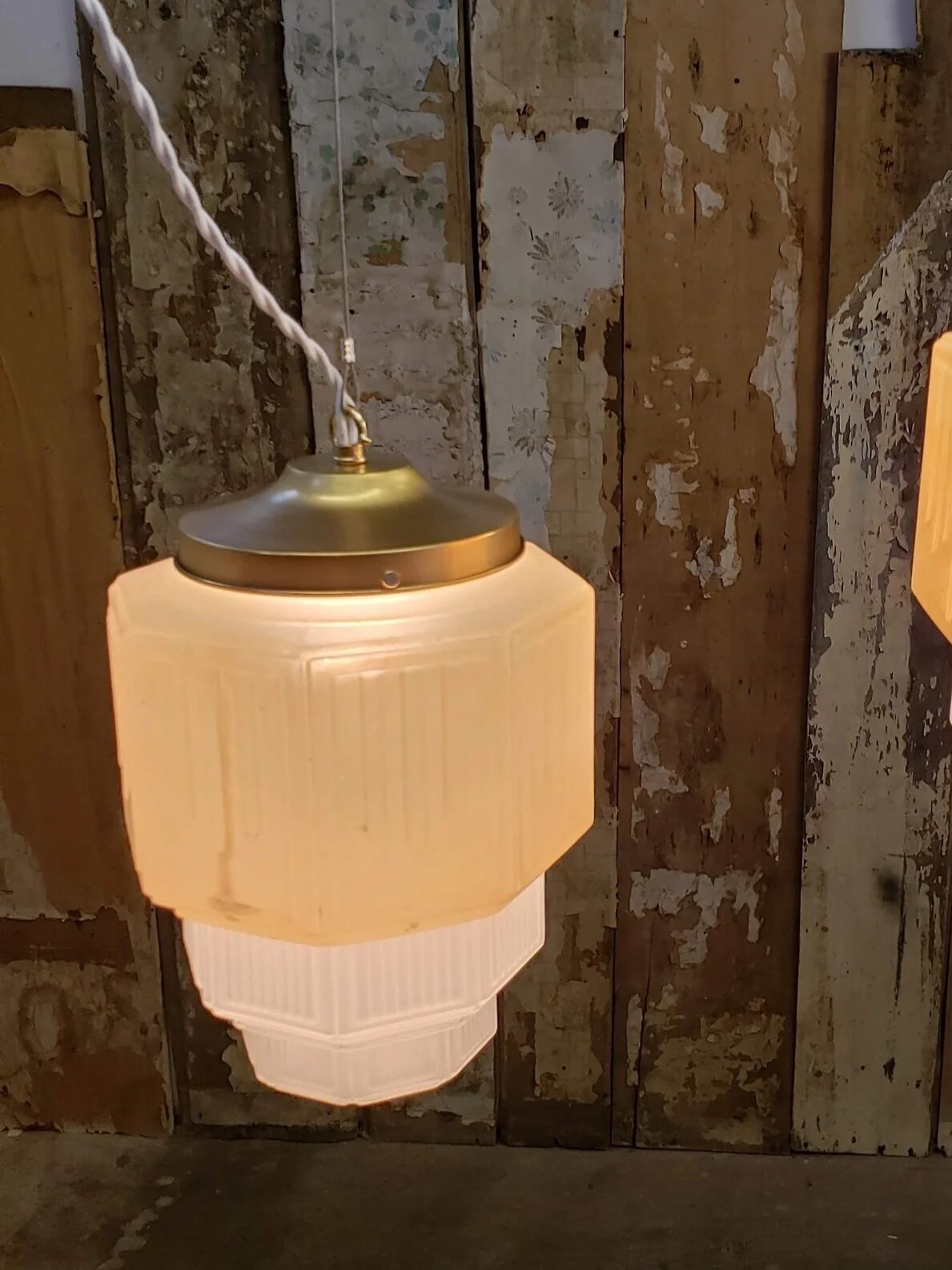 6E4DA30C-74B5-4AD7-86AB-52E342EC9AD1