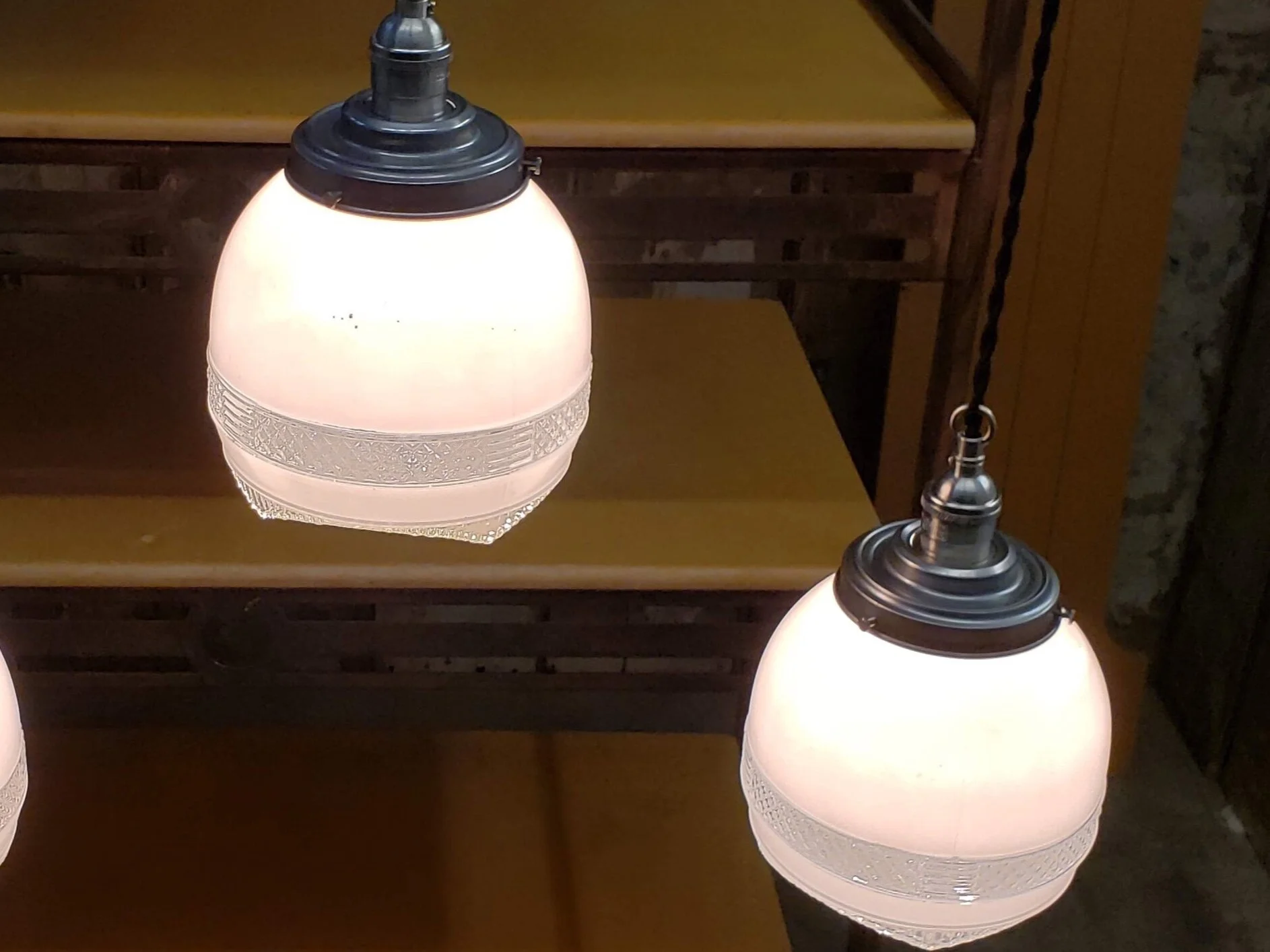 D9F203B4-38F1-4D80-8336-EA1A2B0C4F87