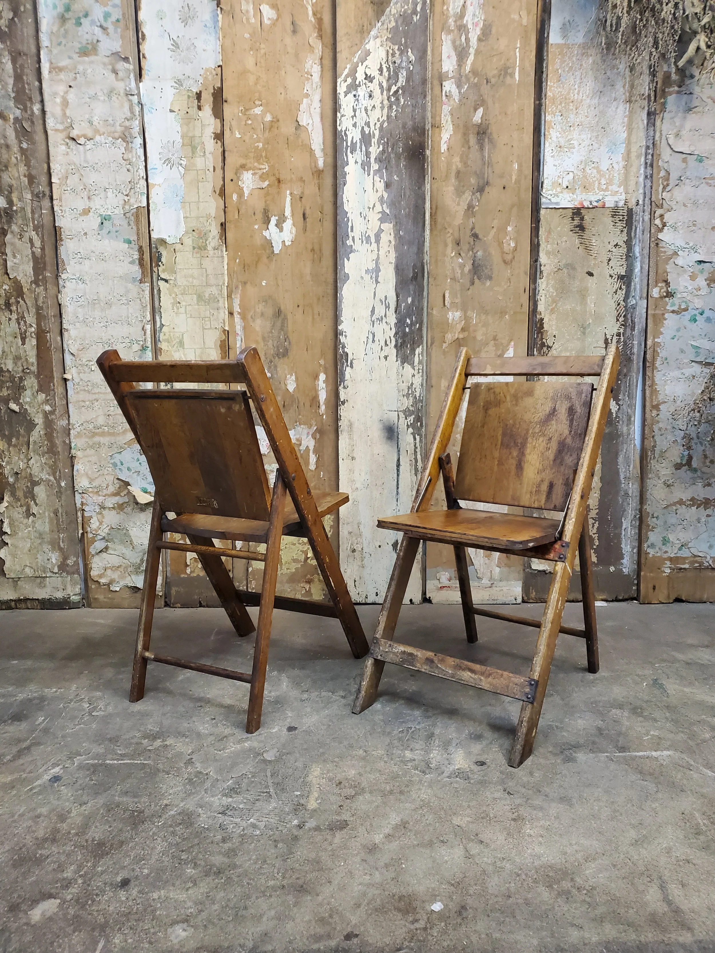 Chaise de jardin pliable en bois VILA'S antique C 1478