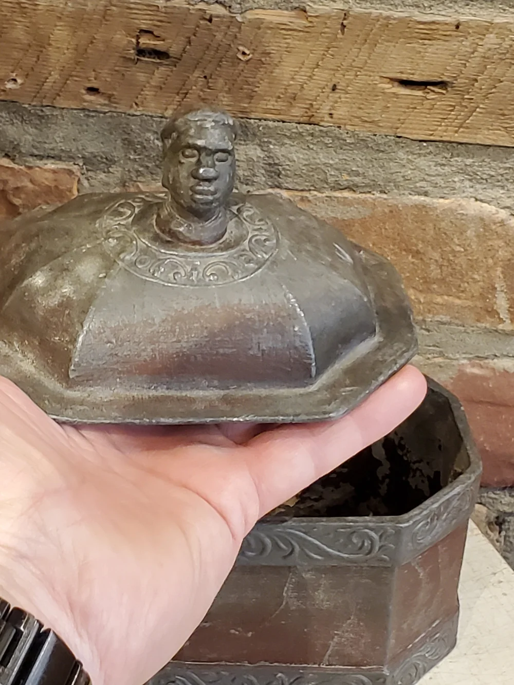 Boîte à Bijoux Vintage Années 60 En Plomb/étain Et Laiton - Très Bon état, Pièce Unique