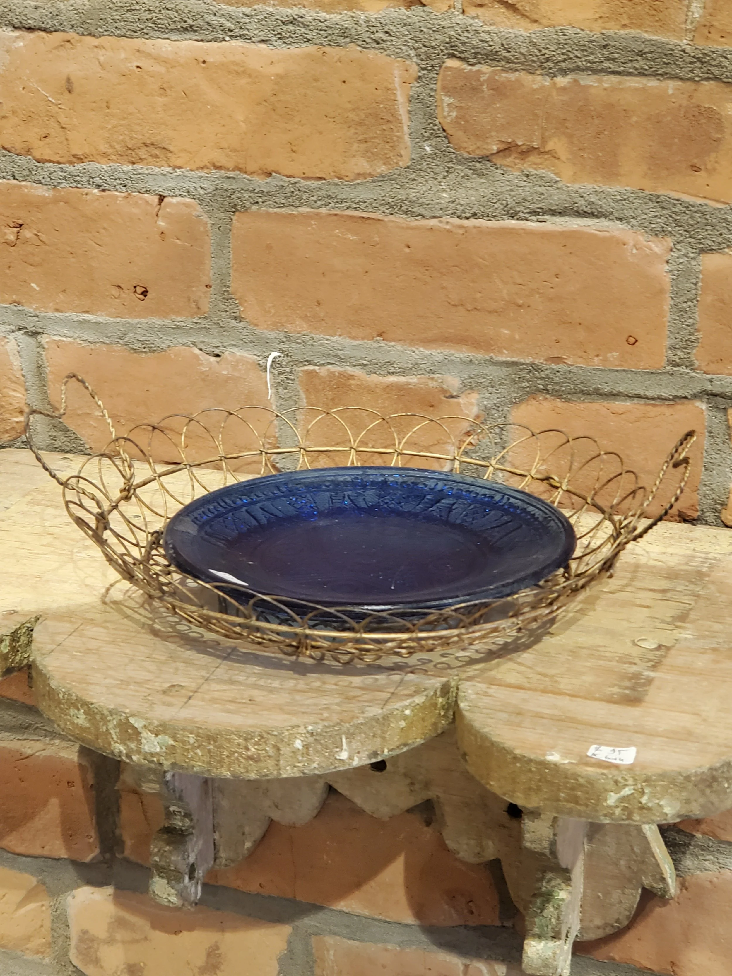 Assiette panier à oeuf antique AC 6135