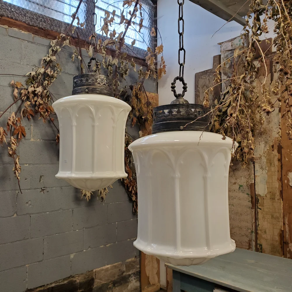 Suspension Art Déco Opaline – Grande Taille, éclairage Ancien Reconditionné, Prêt à Installer, Origine UK