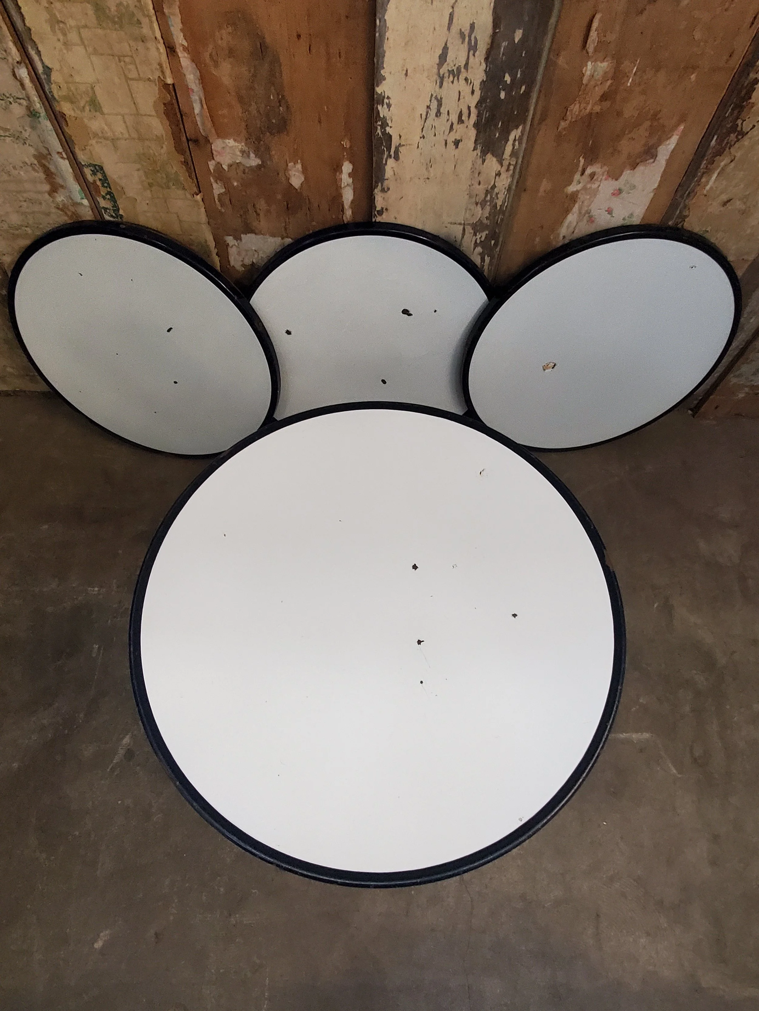 1a731f73-4cfb-4801-8080-7c0d39a5dabc-1_all_85829.jpg