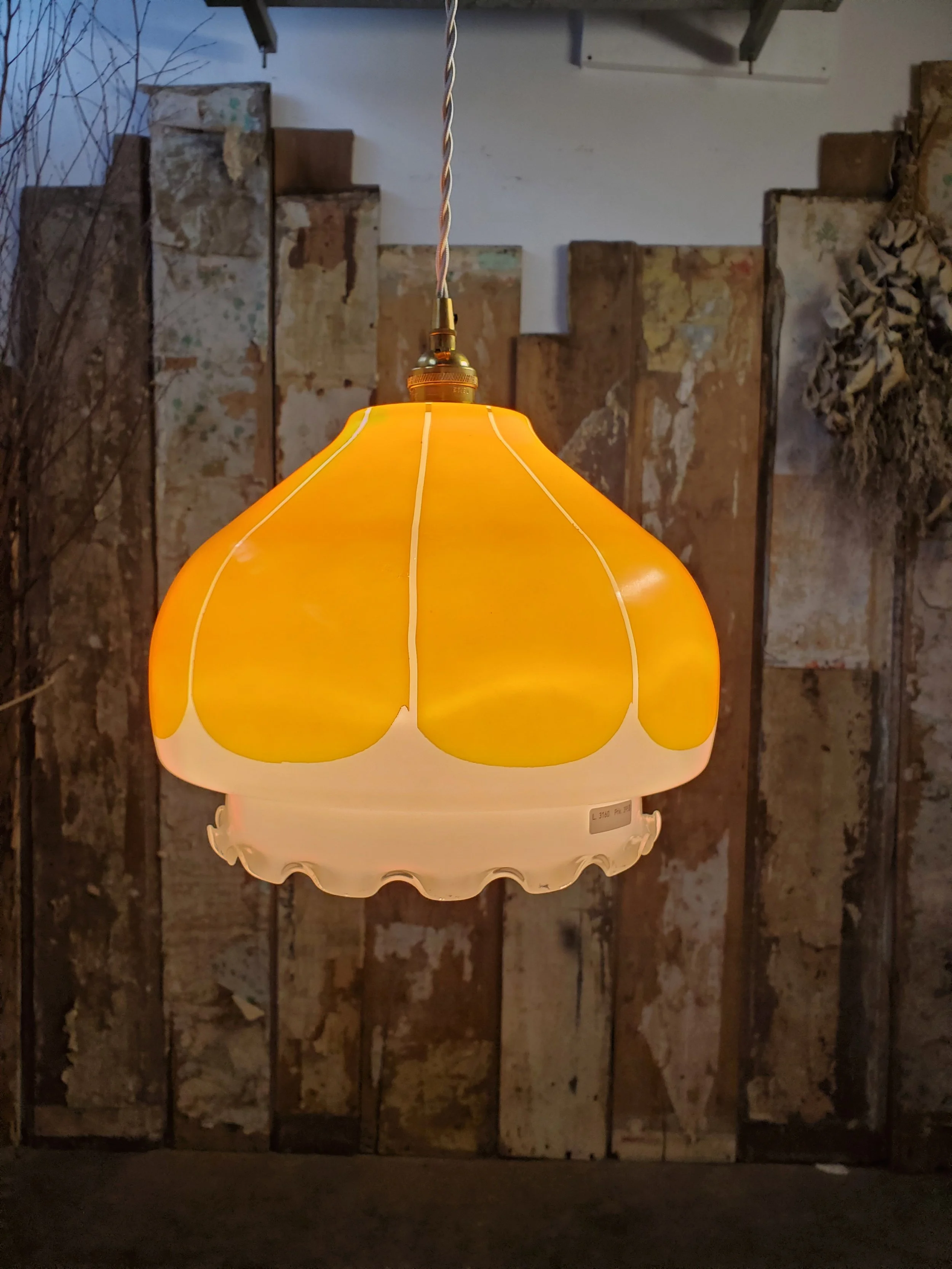 Suspension en verre orange MCM vintage L 3160