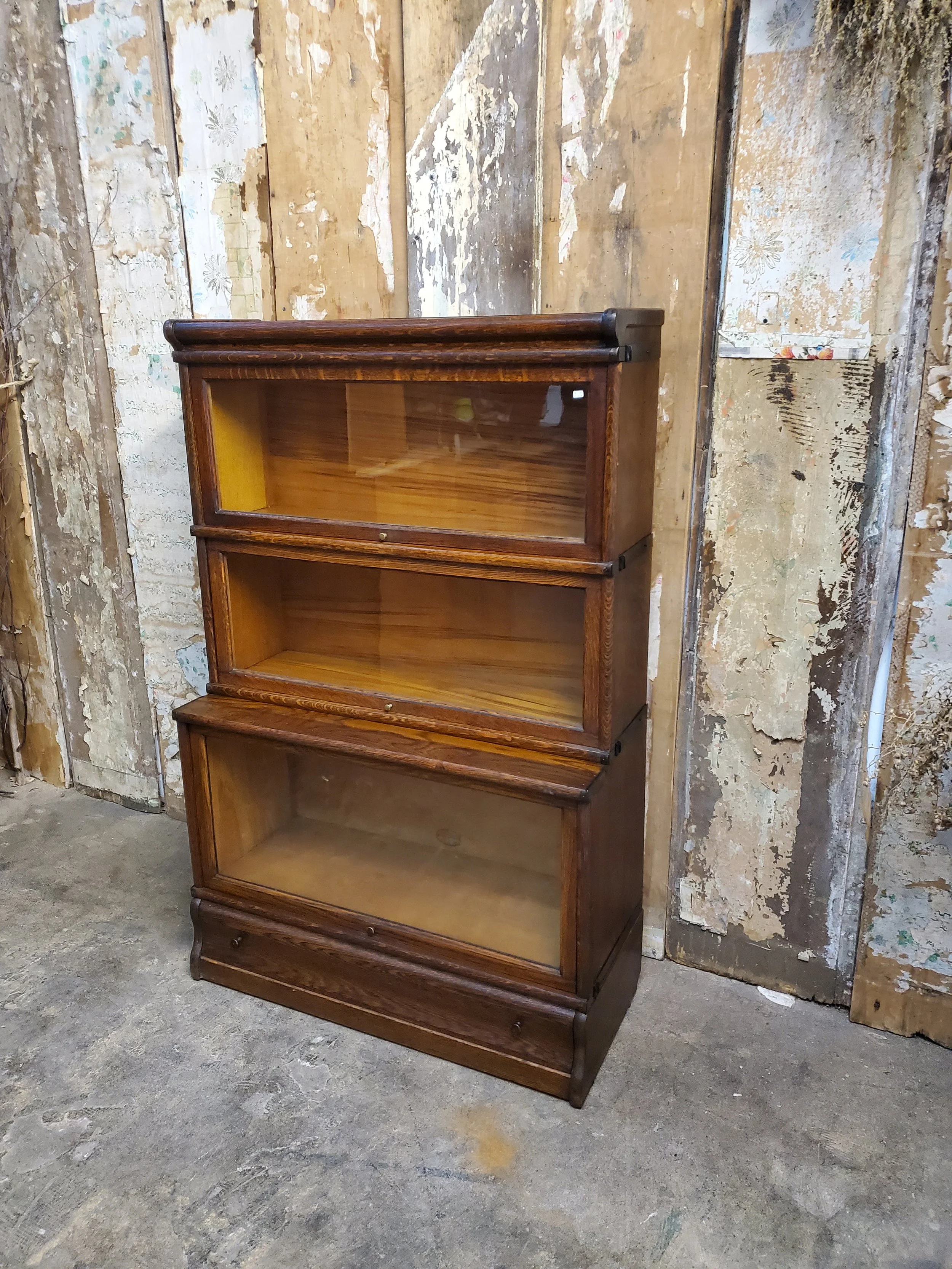 Bibliothèque de notaire en chêne 3 sections GLOBE WERNICKE antique M 173