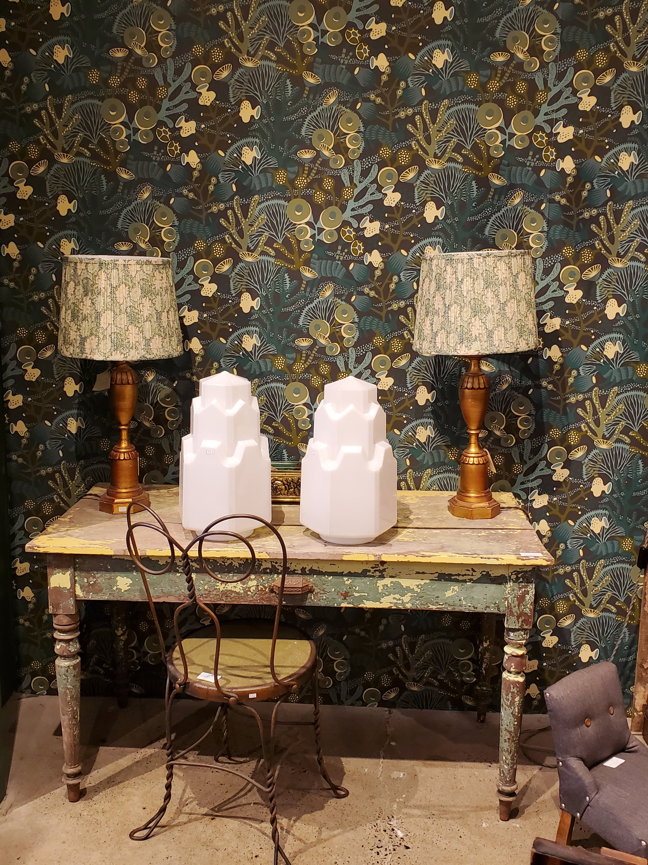 Suspension verre opaline Art Deco skyscraper antique L 3070