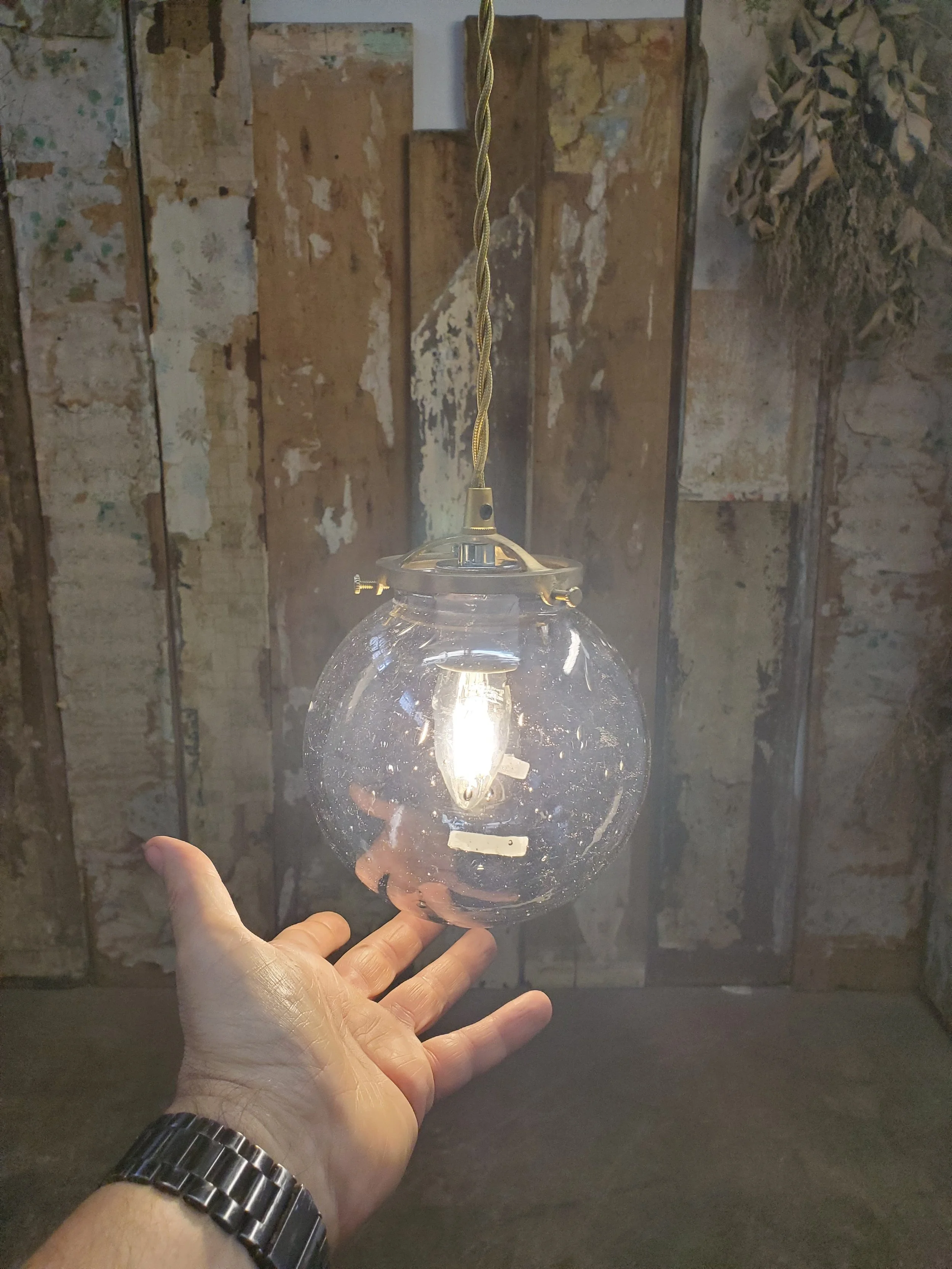 Suspension , plaf. ou applique murale boule verre bubbles gris vintage L 3270