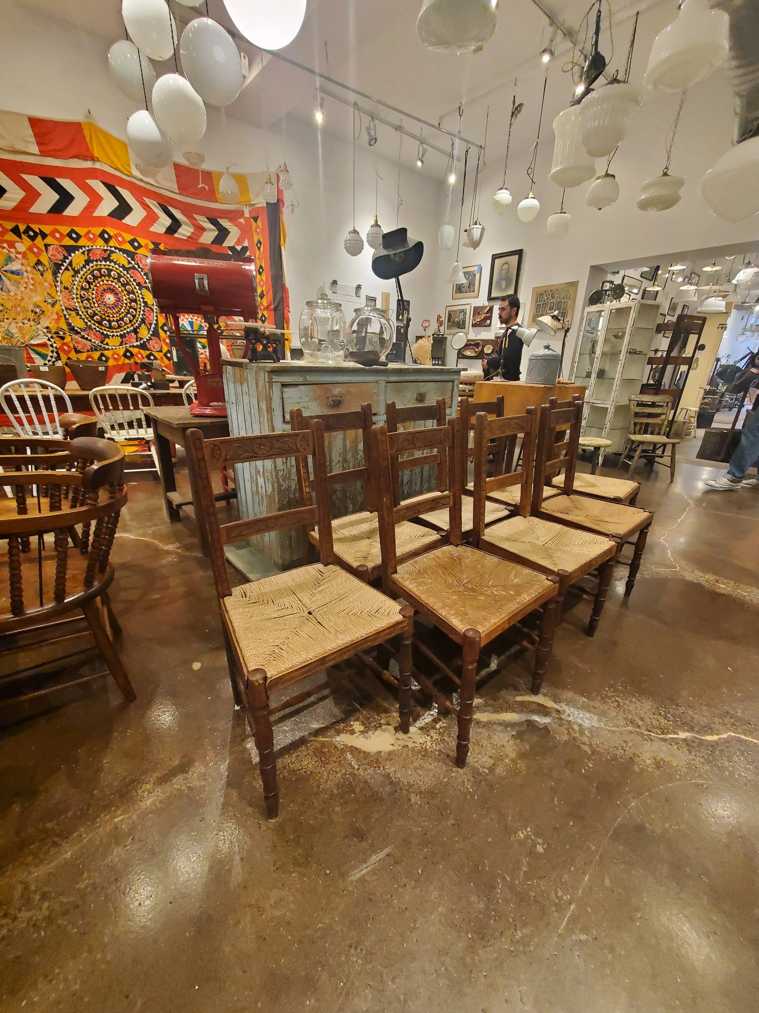 Chaise en bois & cannage vintage C 1451