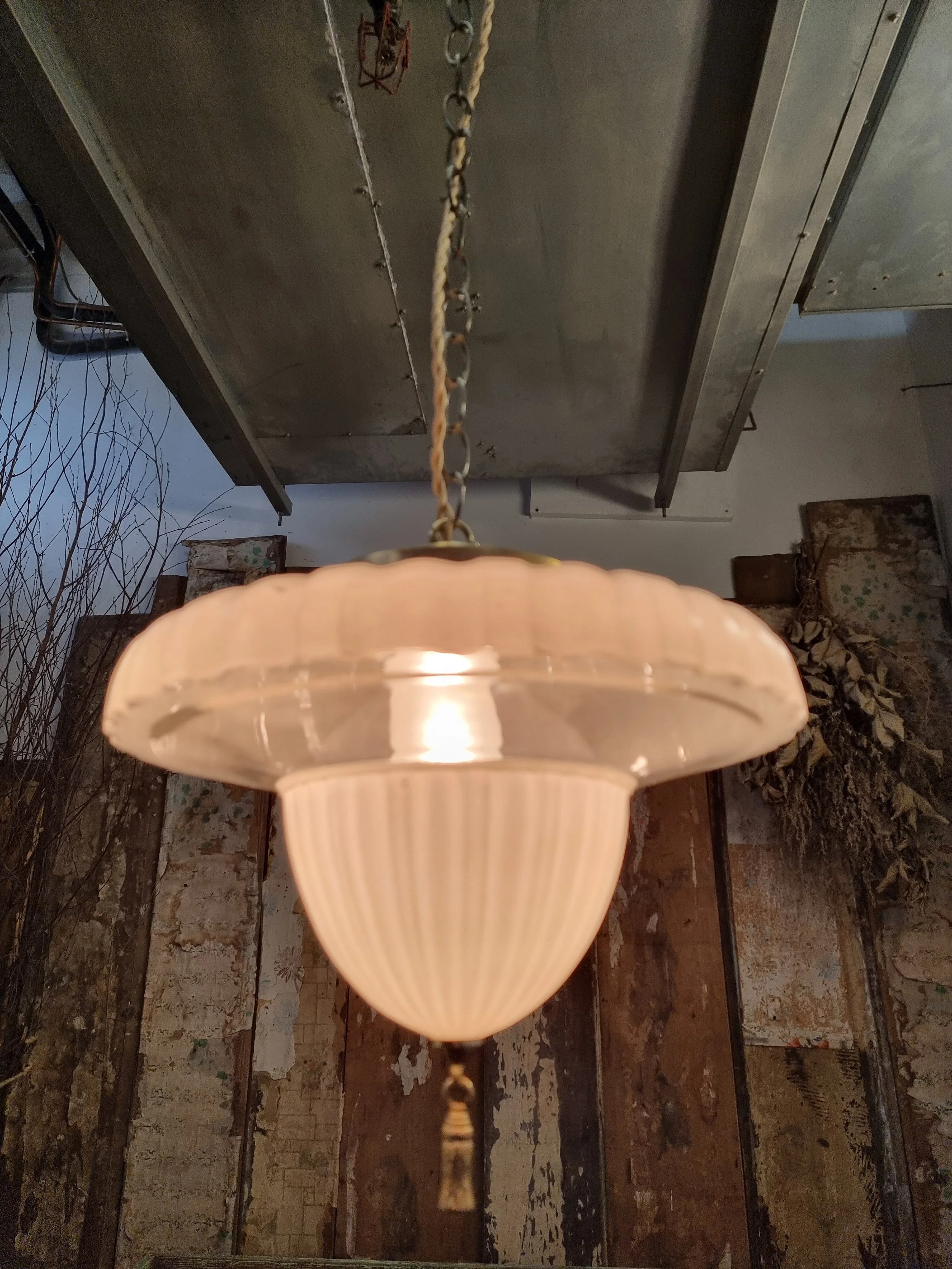 Suspension ou plafonnier verre blanc & clair UFO vintage L 3345